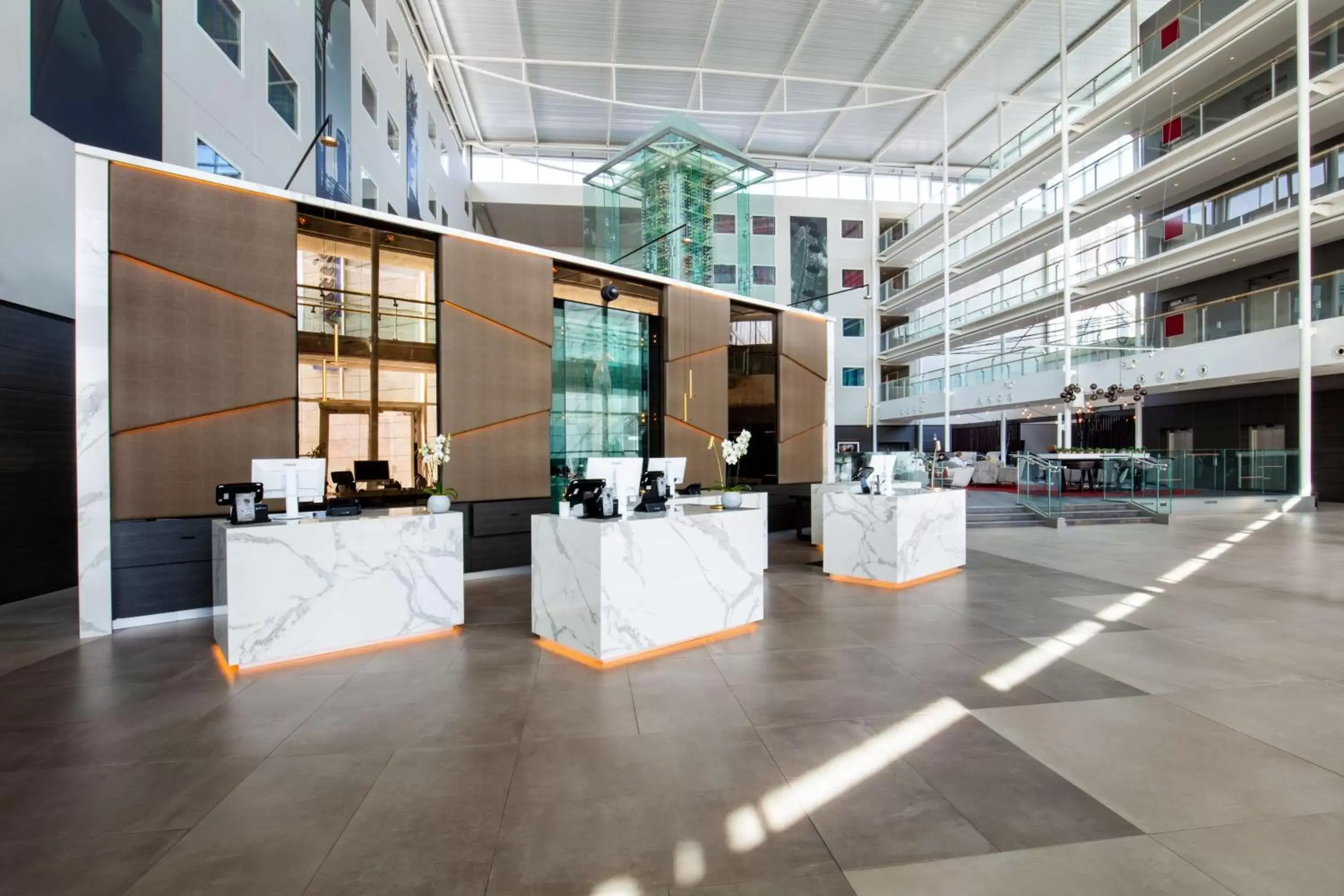 Lobby or reception, Banquet Facilities in Radisson Blu Hotel London Stansted Airport