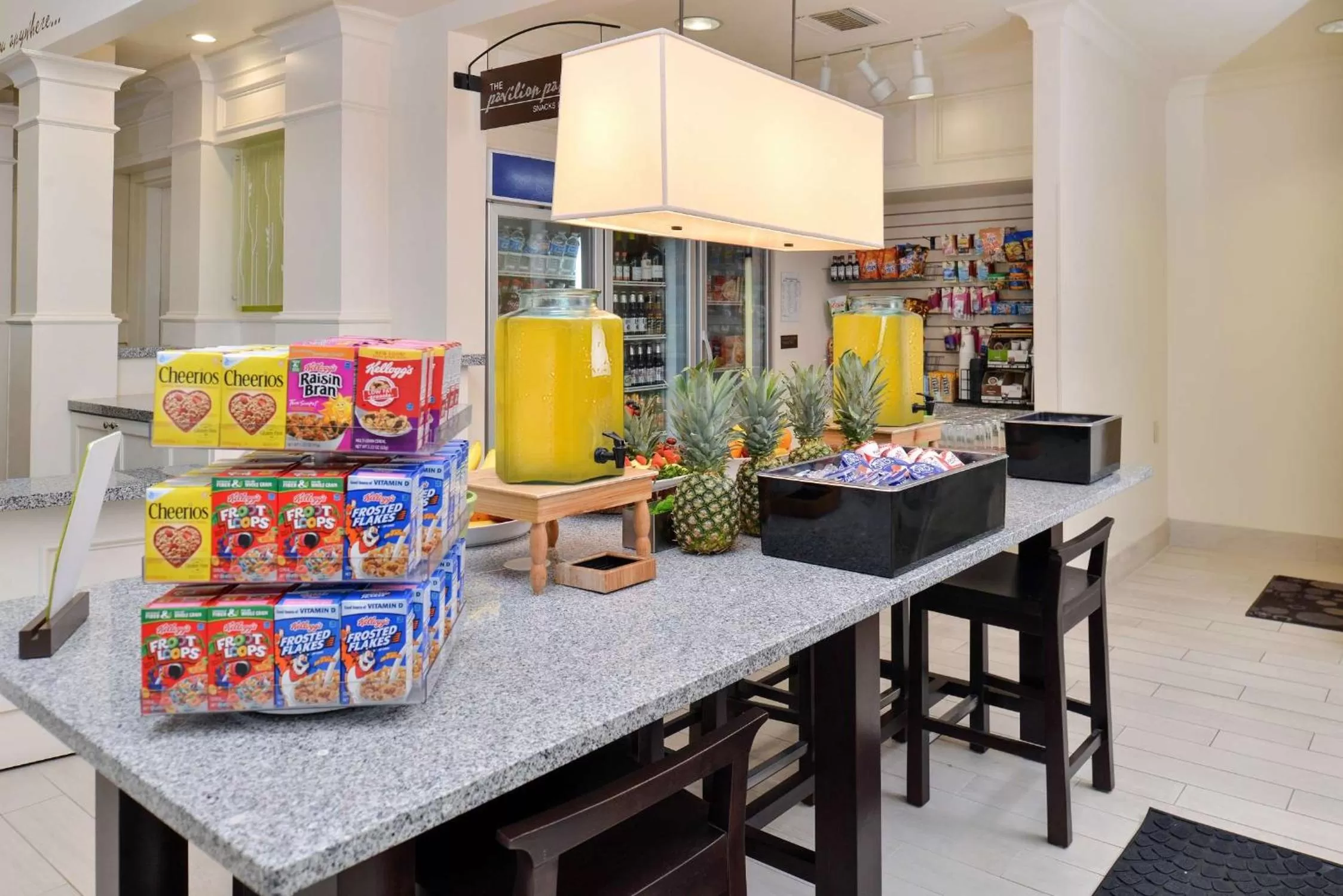 Restaurant/places to eat in Hilton Garden Inn Addison