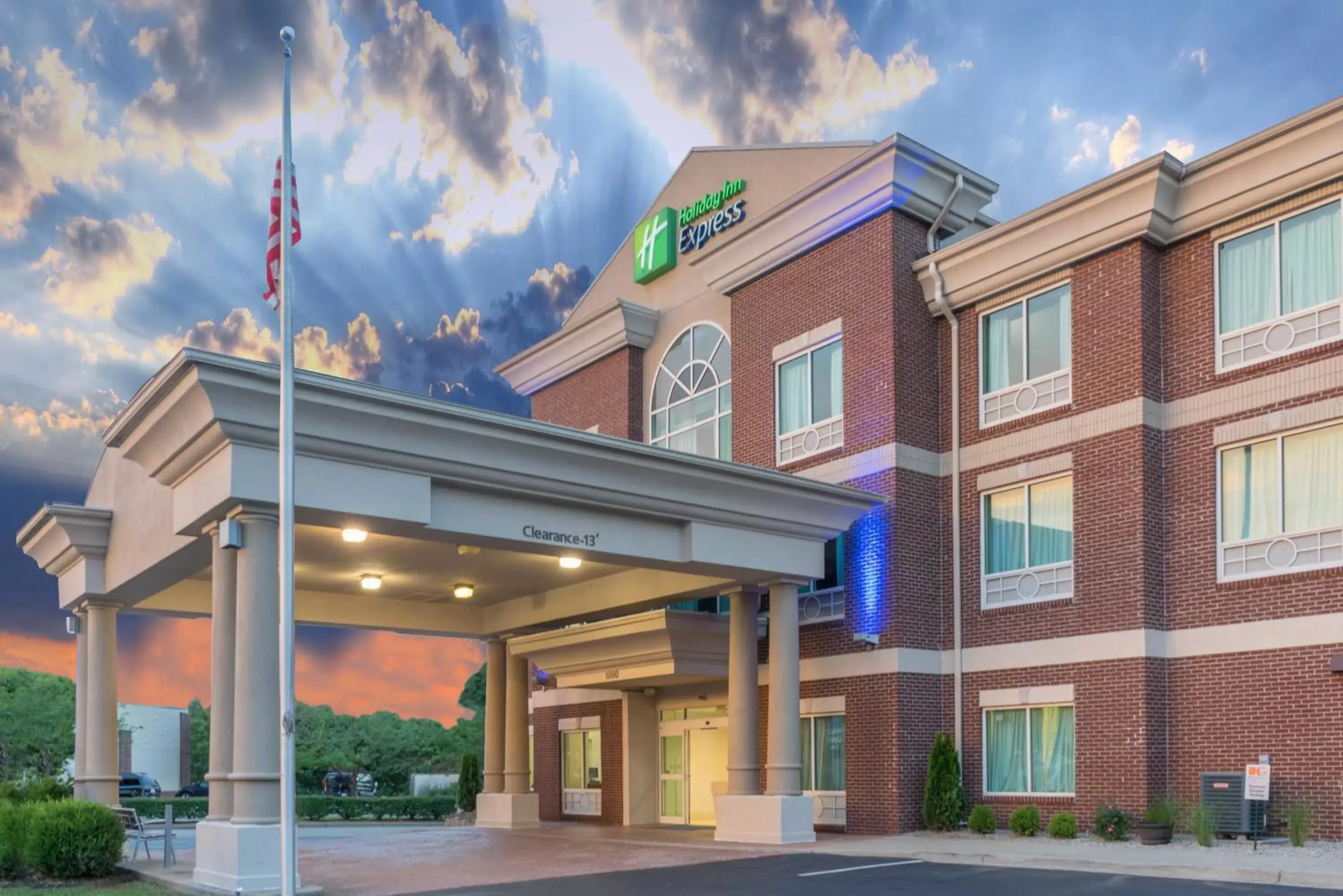 Property building in Holiday Inn Express Hotel & Suites Frankfort, an IHG Hotel