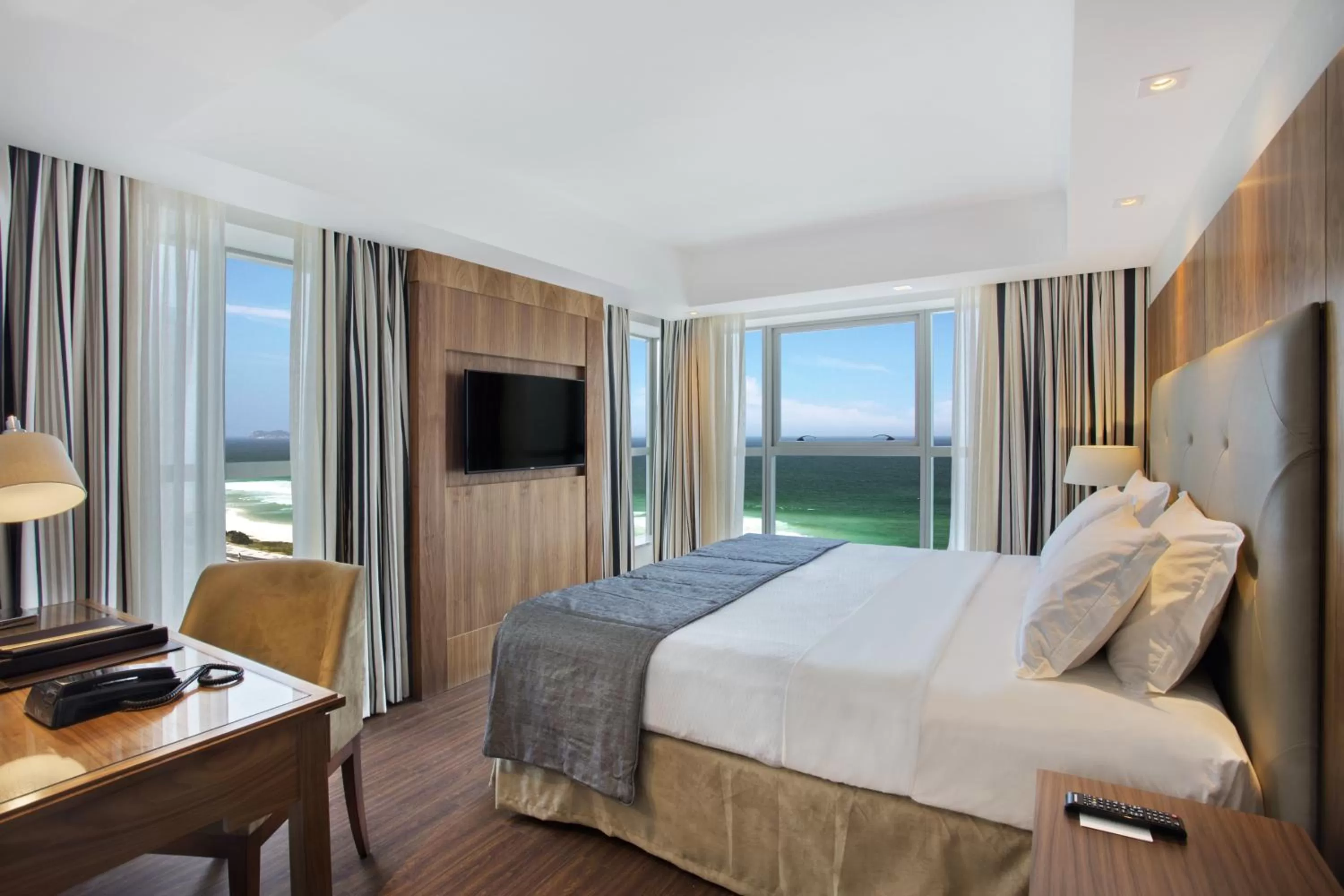 Photo of the whole room, Bed in Windsor Marapendi Hotel