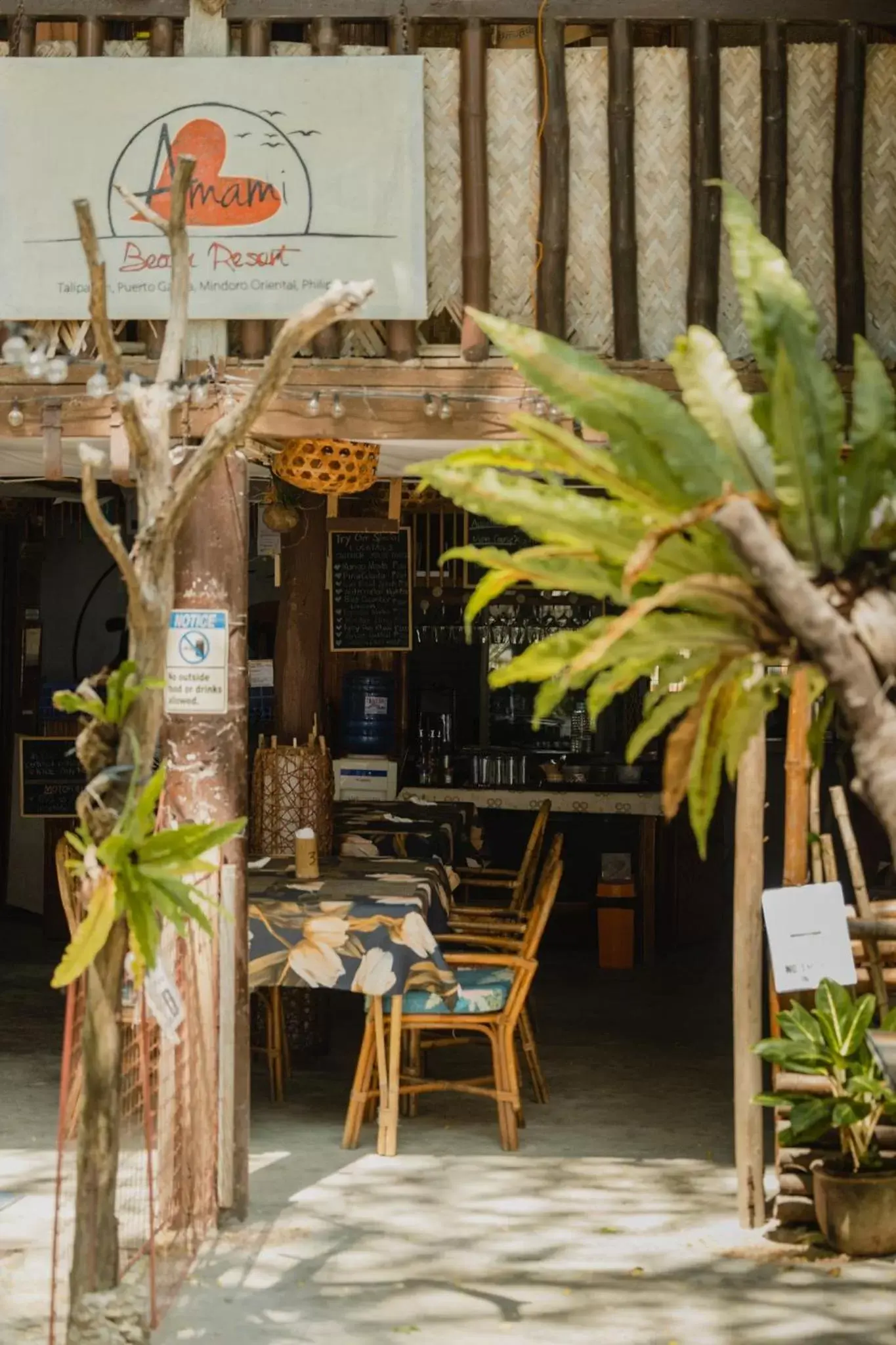 Restaurant/places to eat in Amami Beach Resort Restaurant/places to eat in Amami Beach Resort