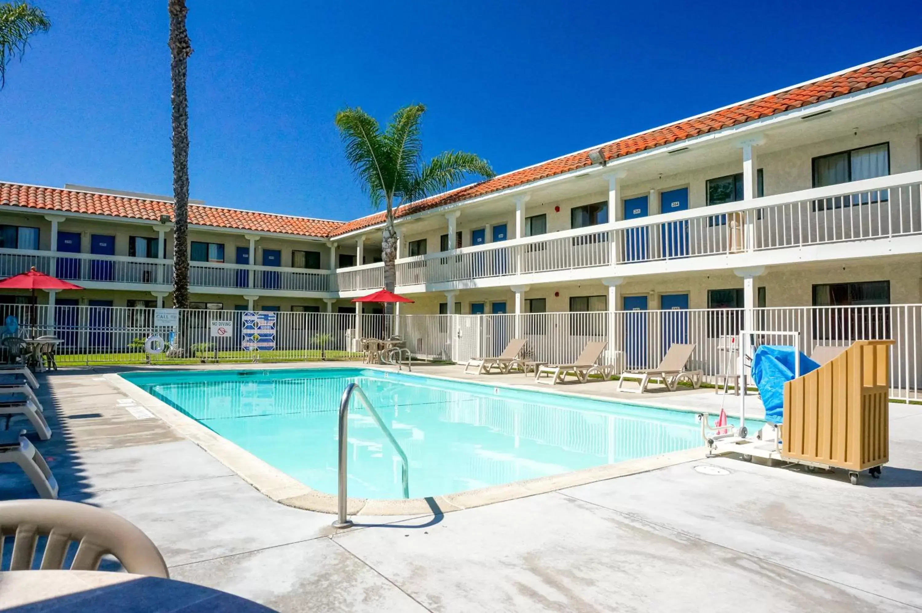 Swimming Pool in Motel 6-Carlsbad, CA Beach