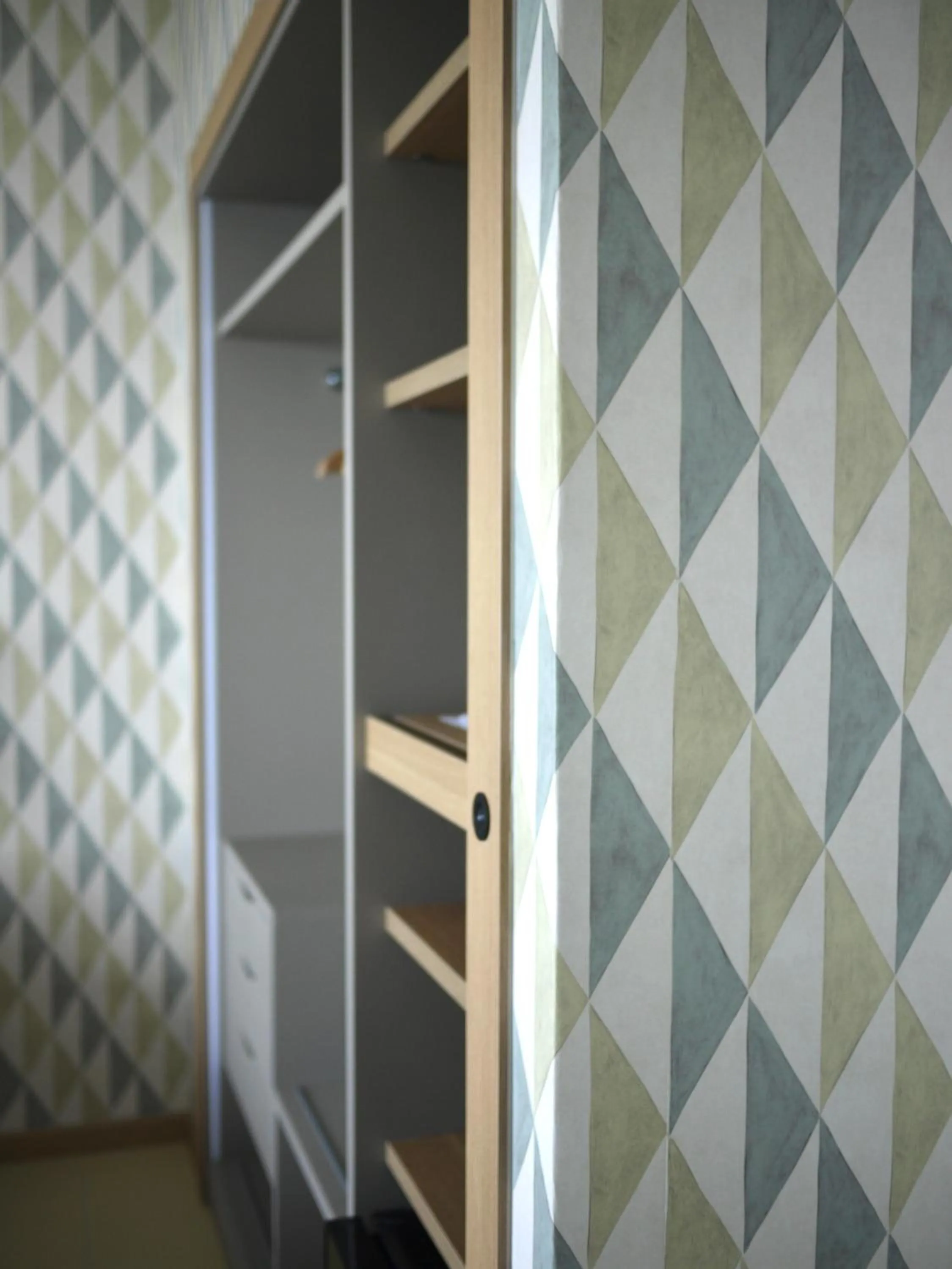 wardrobe in Reginna Palace Hotel