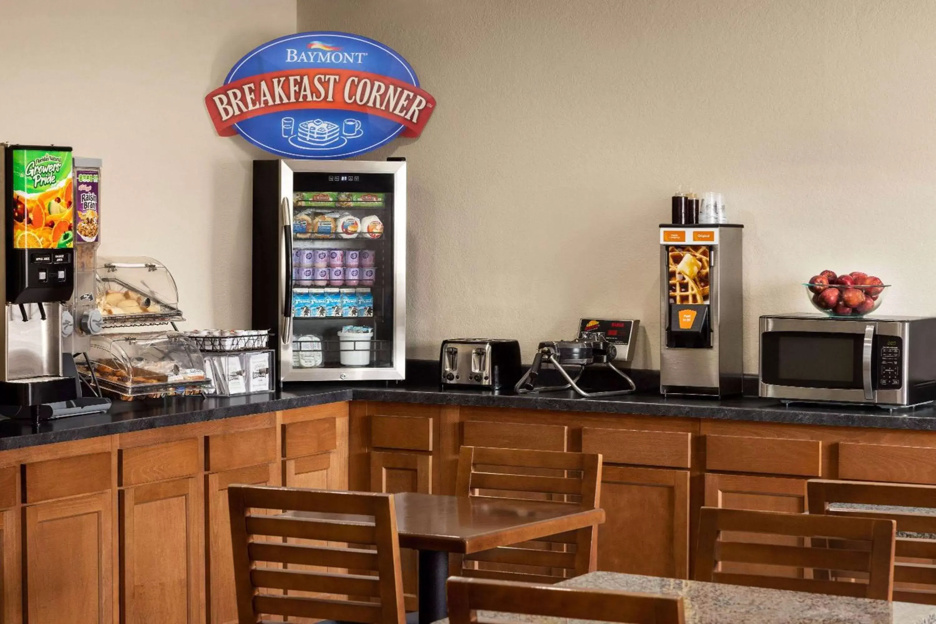 Restaurant/places to eat in Baymont by Wyndham Cedar Rapids Restaurant/places to eat in Baymont by Wyndham Cedar Rapids