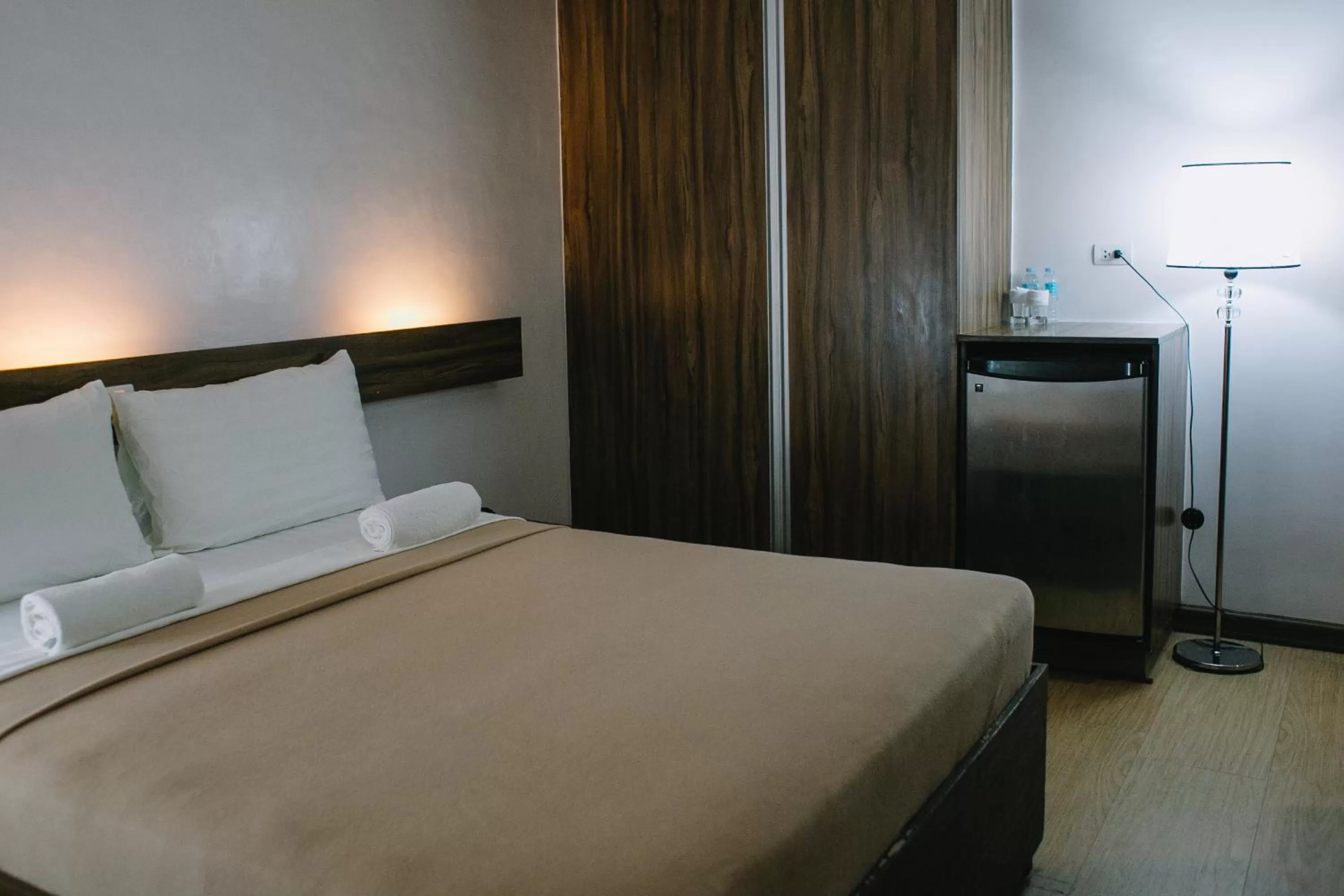 Other, Bed in Leope Hotel