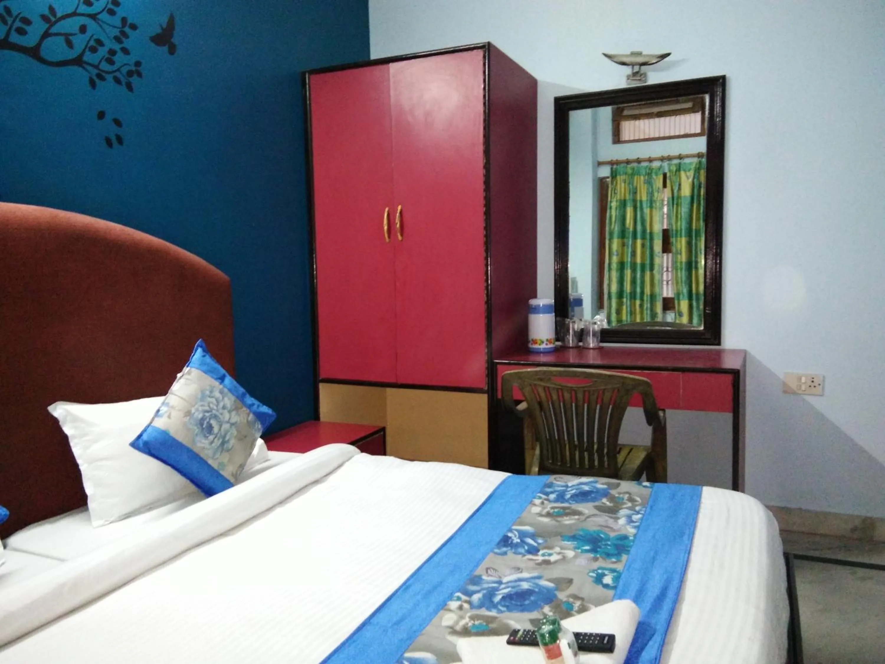 Bedroom, Bed in Hotel Mayur