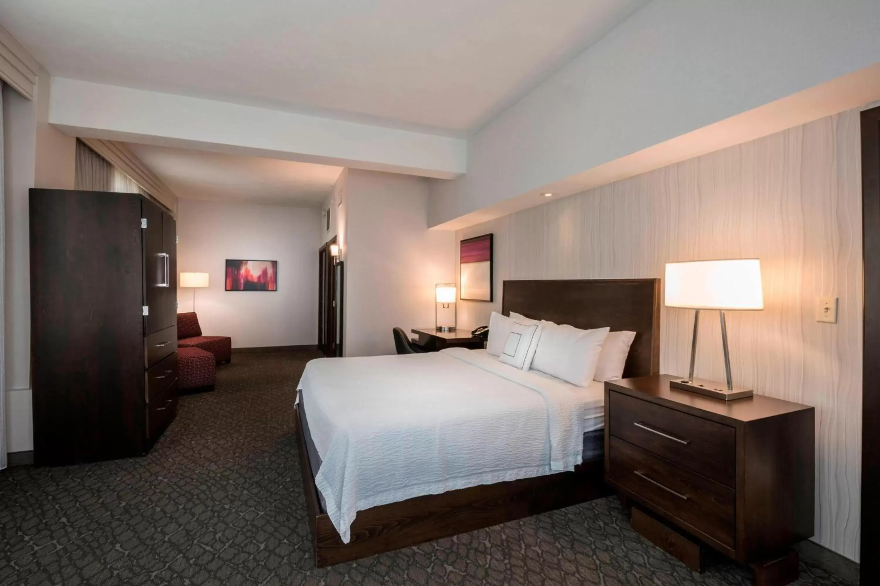 Bedroom, Bed in Courtyard by Marriott Tulsa Downtown