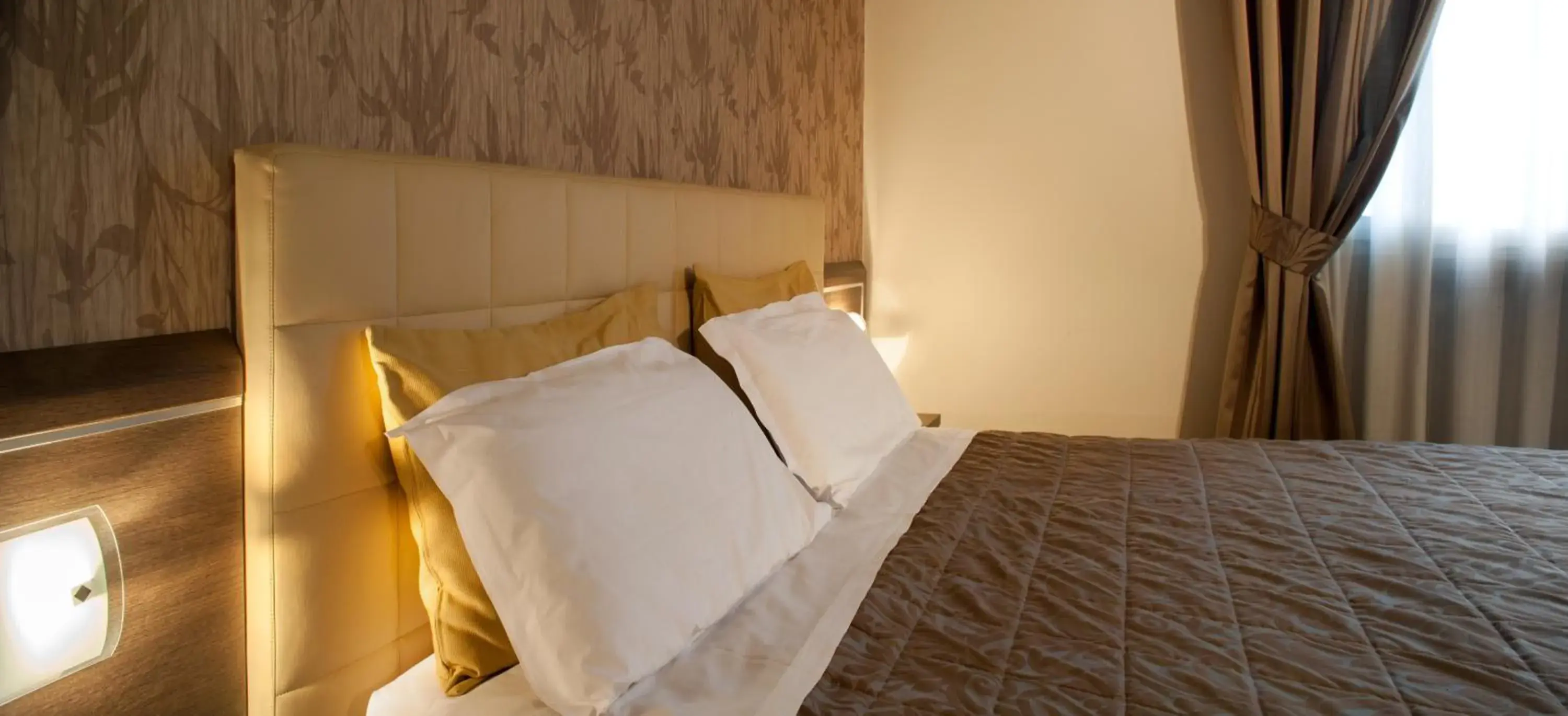 Bedroom, Bed in Hotel Milano Palmanova Bedroom, Bed in Hotel Milano Palmanova