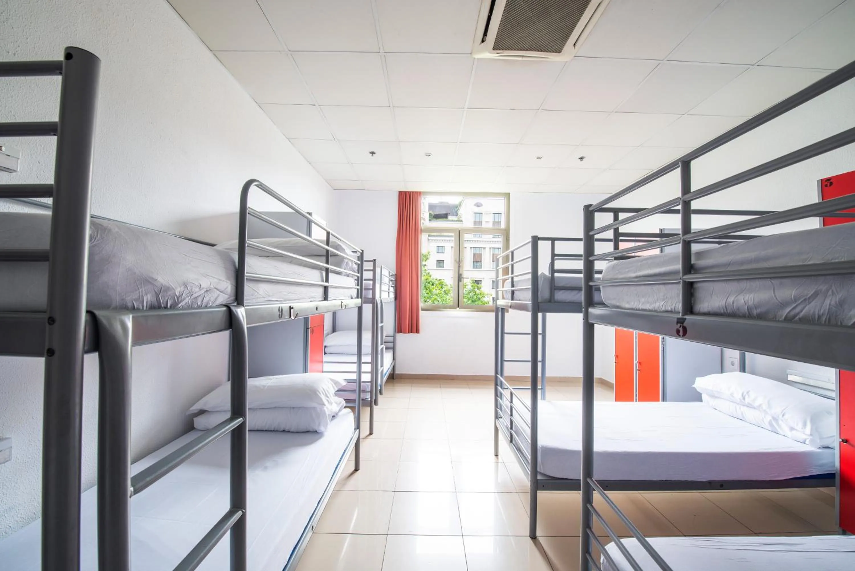 bunk bed, Bed in Safestay Barcelona Passeig de Gràcia