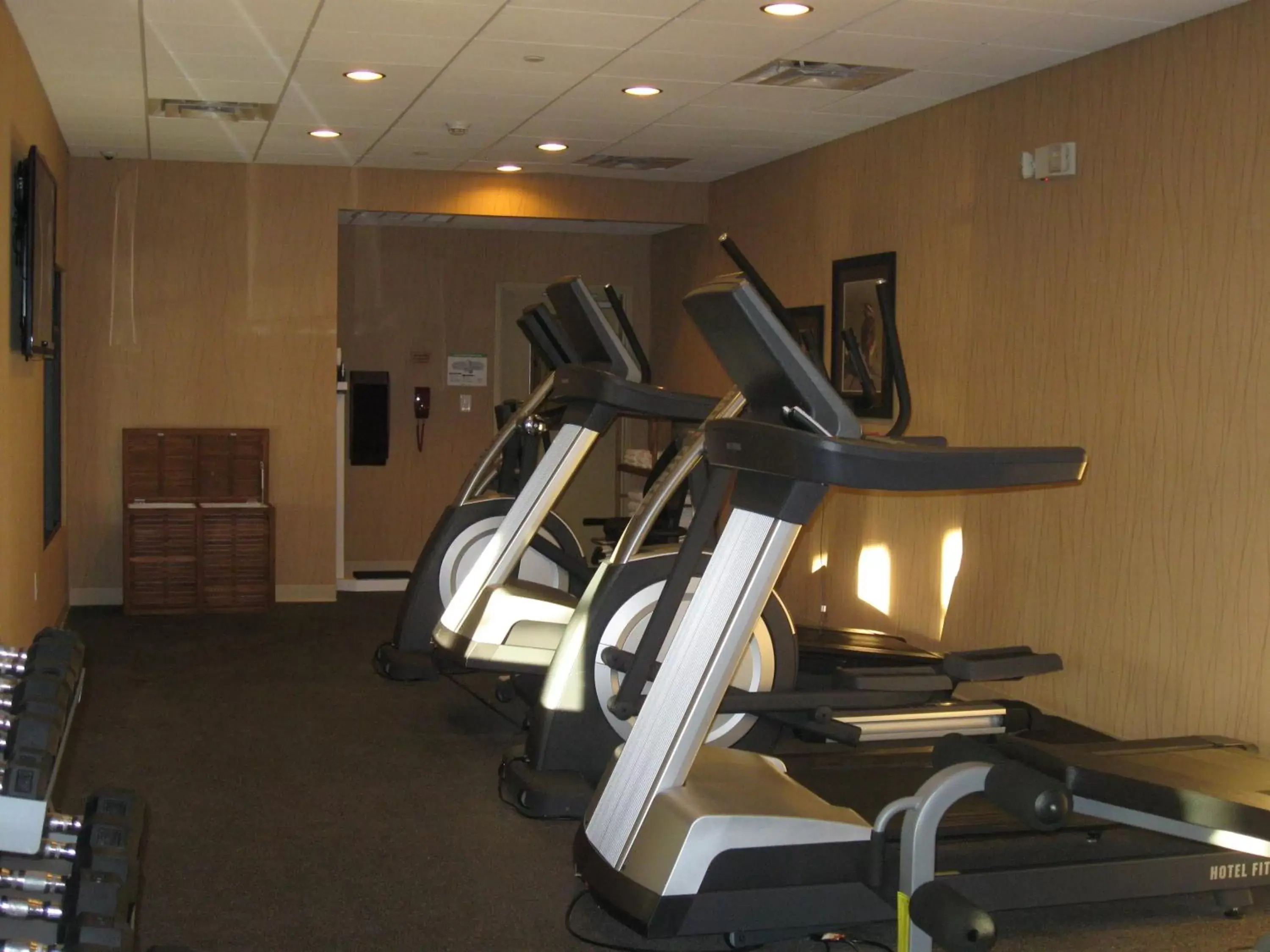 Fitness centre/facilities, Fitness Center/Facilities in Little Missouri Inn & Suites New Town