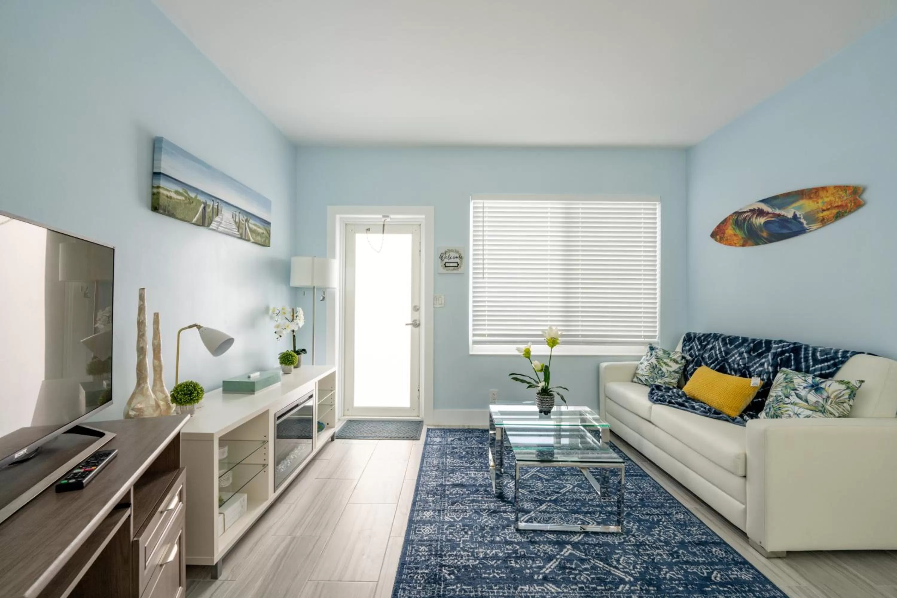 Living room in The Surf Hollywood Beach