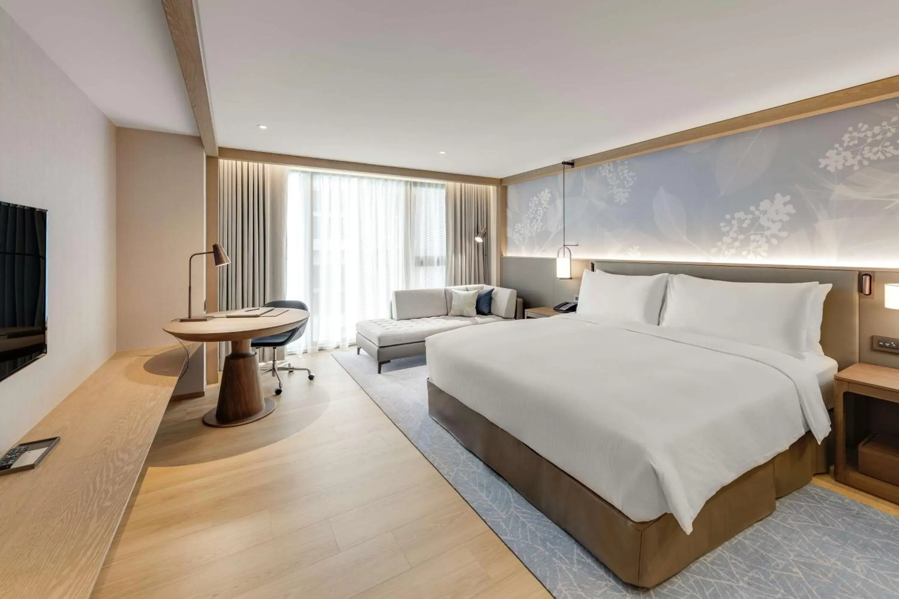 Bedroom in DoubleTree by Hilton Taipei Zhongshan