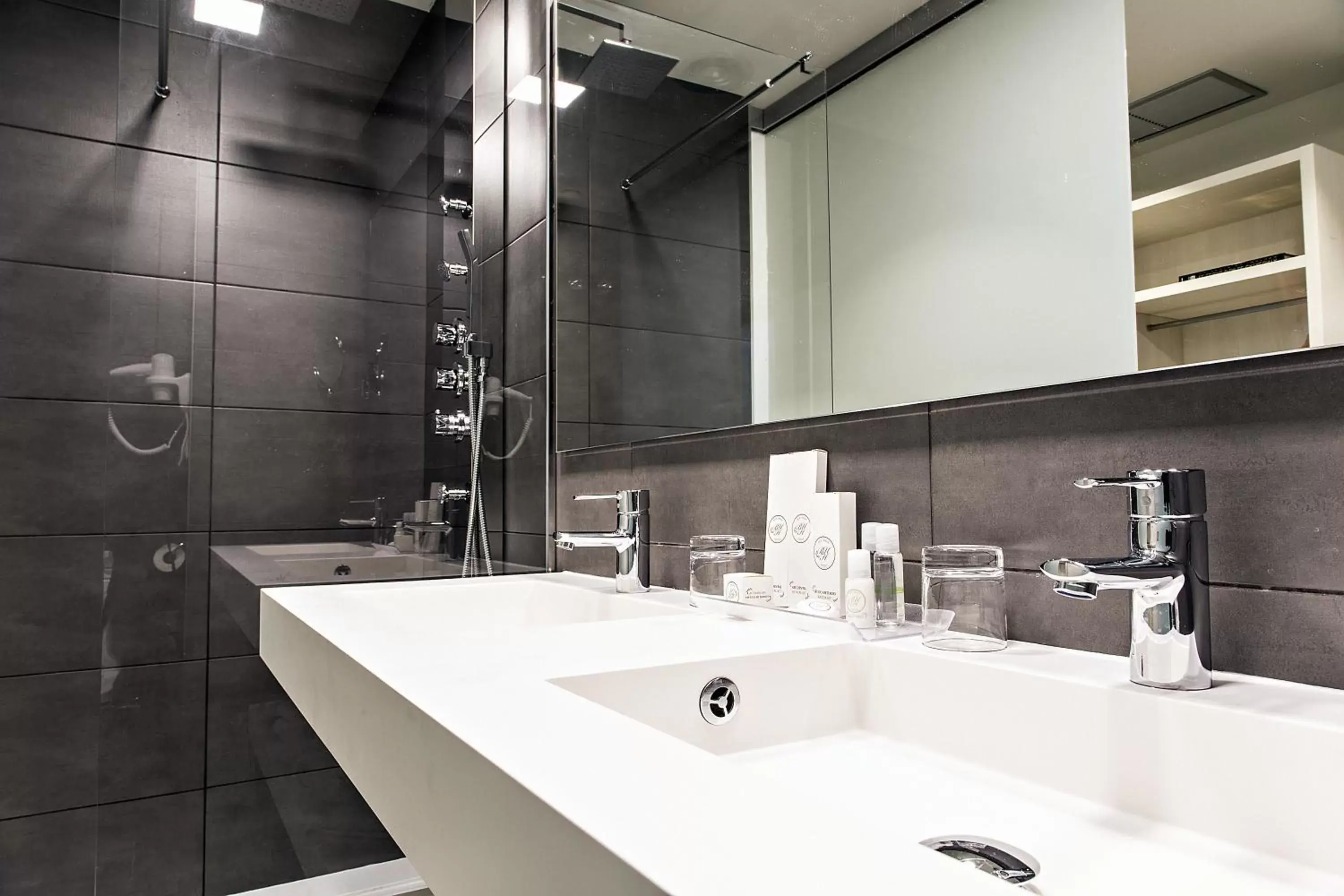 Toilet, Bathroom in Bcn Urbaness Hotels Gran Rosellon
