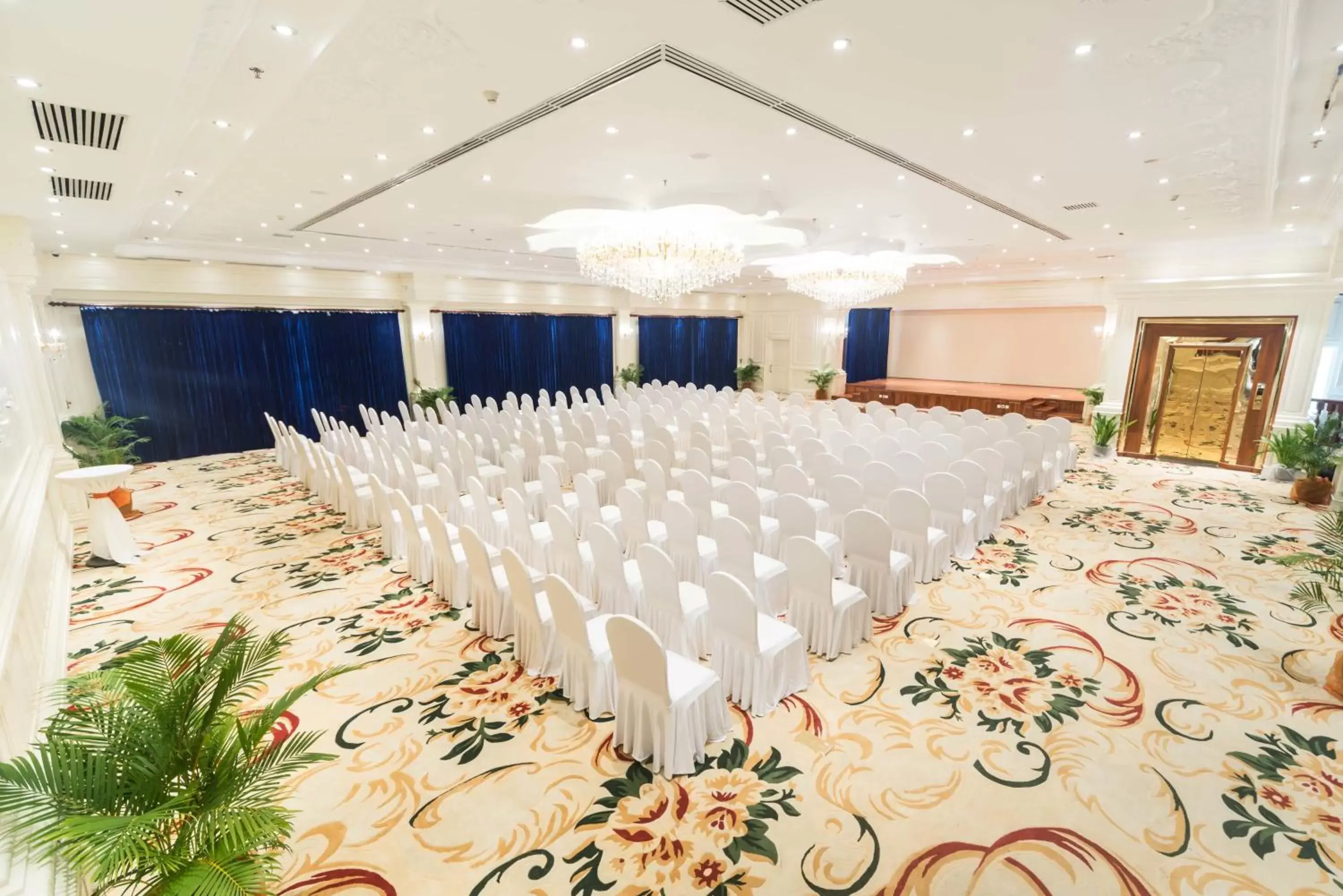 Meeting/conference room, Banquet Facilities in Regency Angkor Hotel