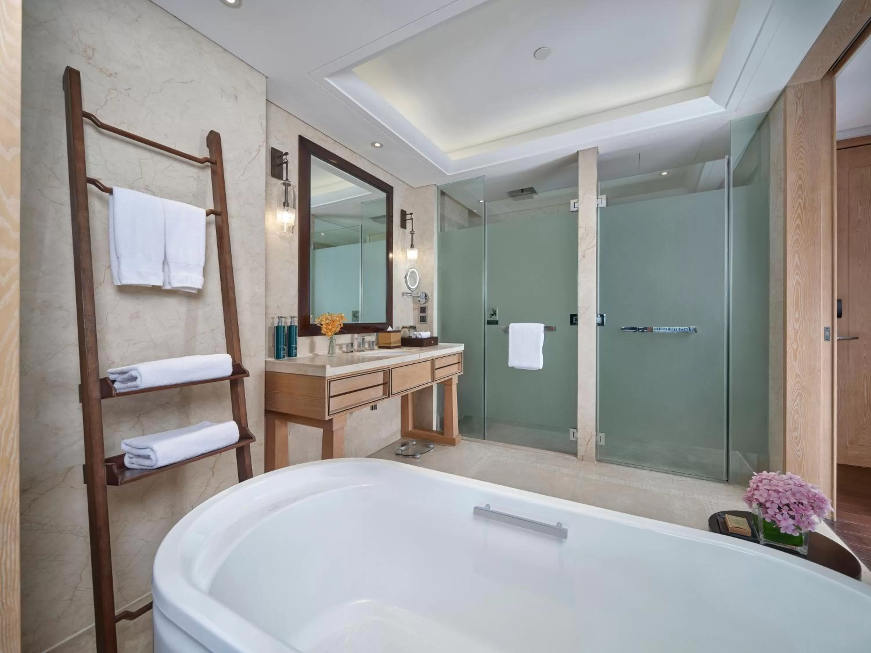 Toilet in Hilton Dali Resort & Spa