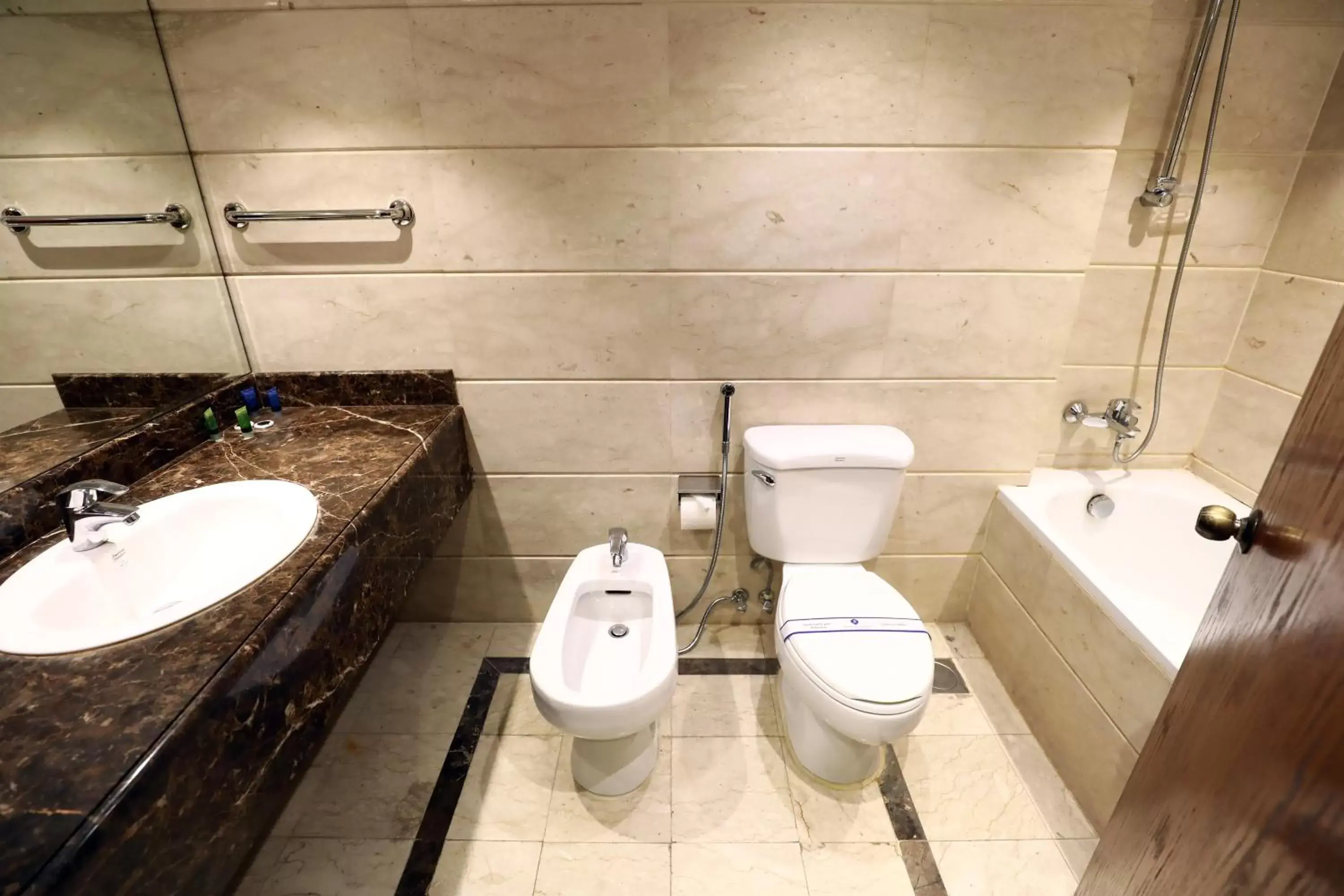 Toilet, Bathroom in Al Hyatt Jeddah Continental Hotel