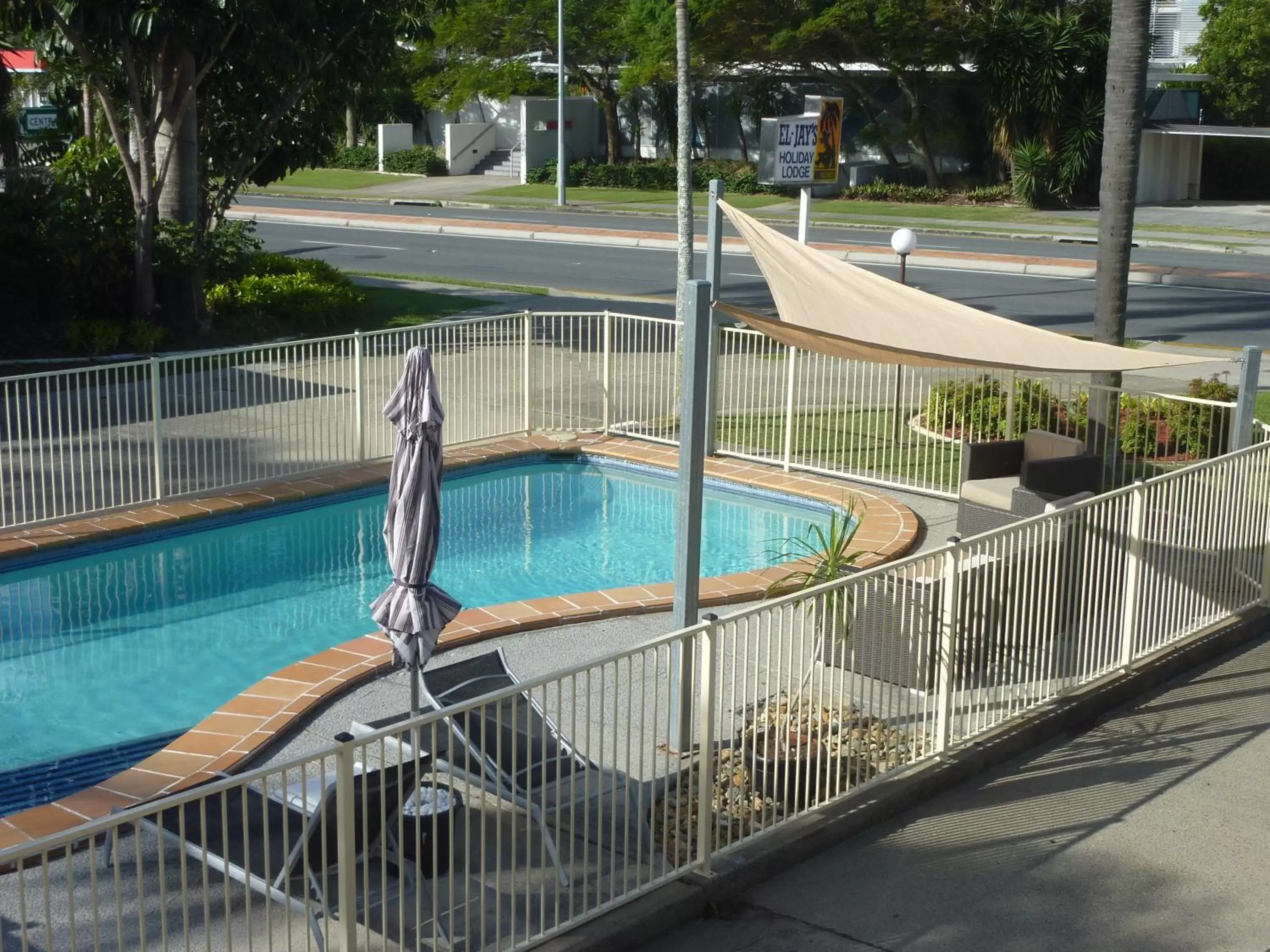 Swimming Pool in Jadran Motel & El Jays Holiday Lodge