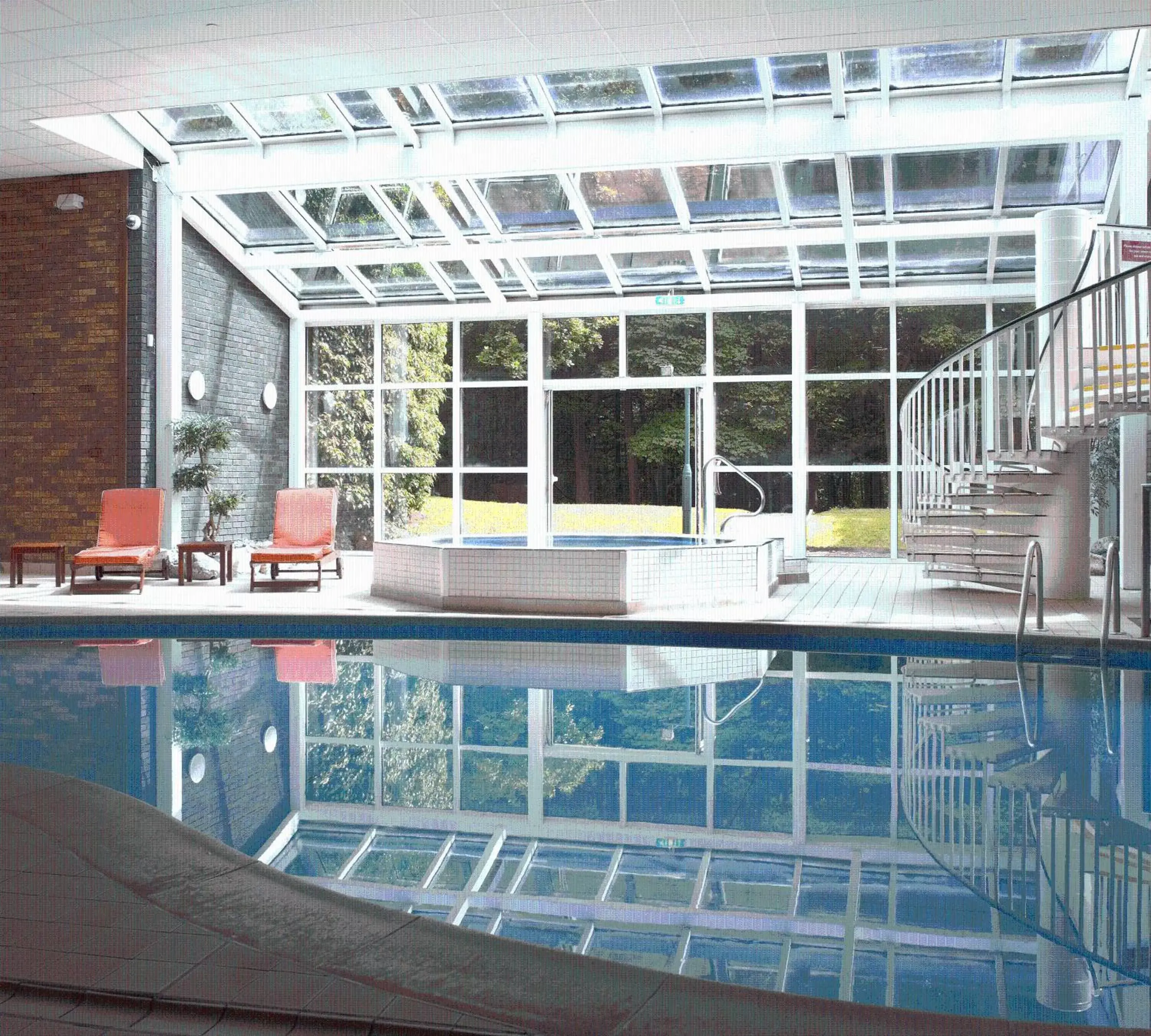 Swimming Pool in Grand Hotel Gosforth Park