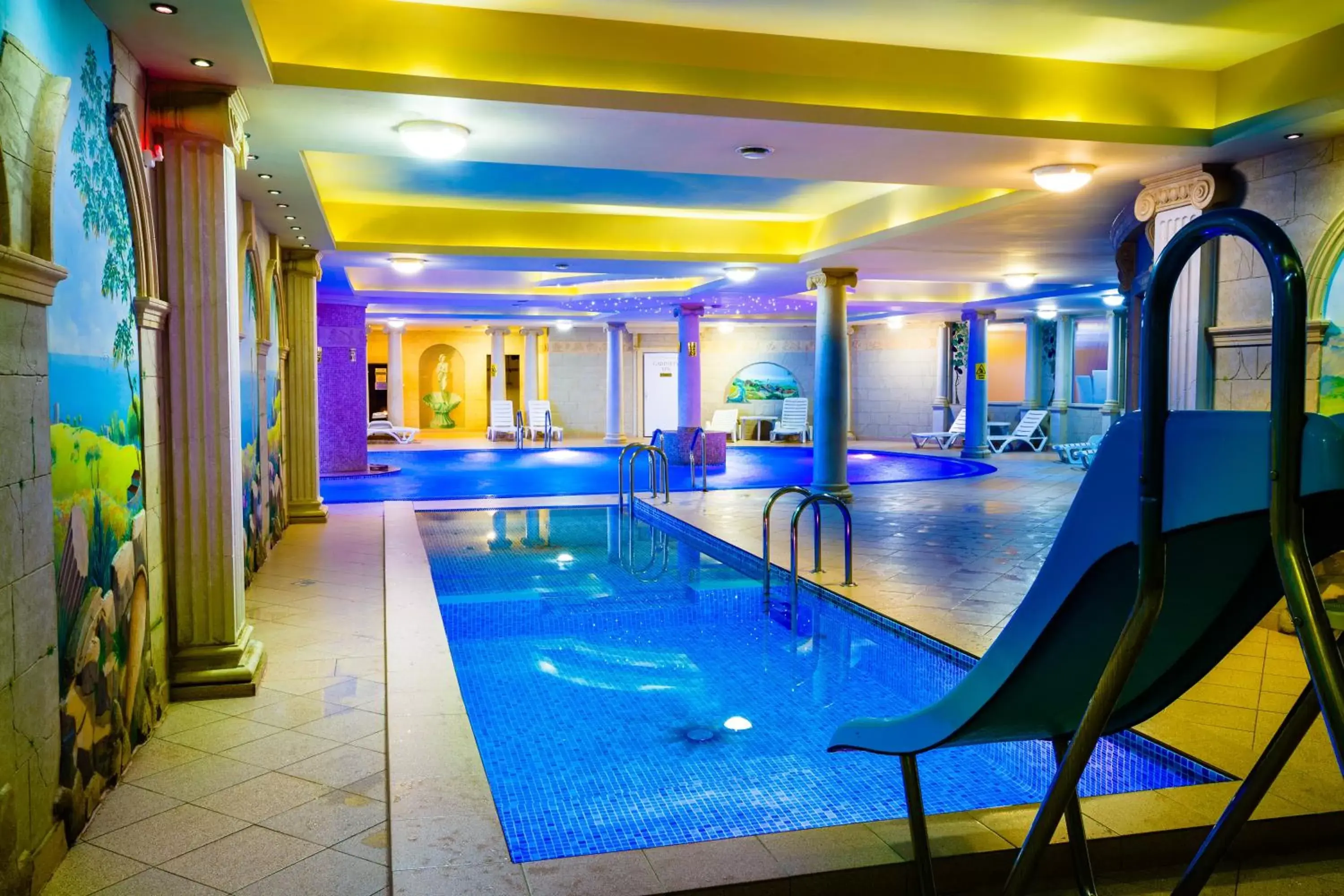 Swimming Pool in Spa Hotel Gloria