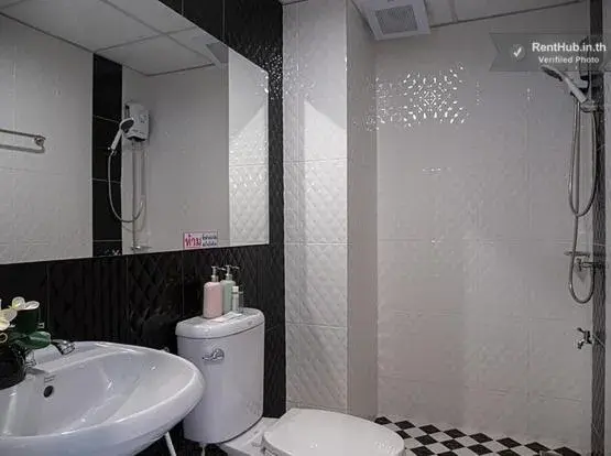 Bathroom in The Diamond 789 Minburi