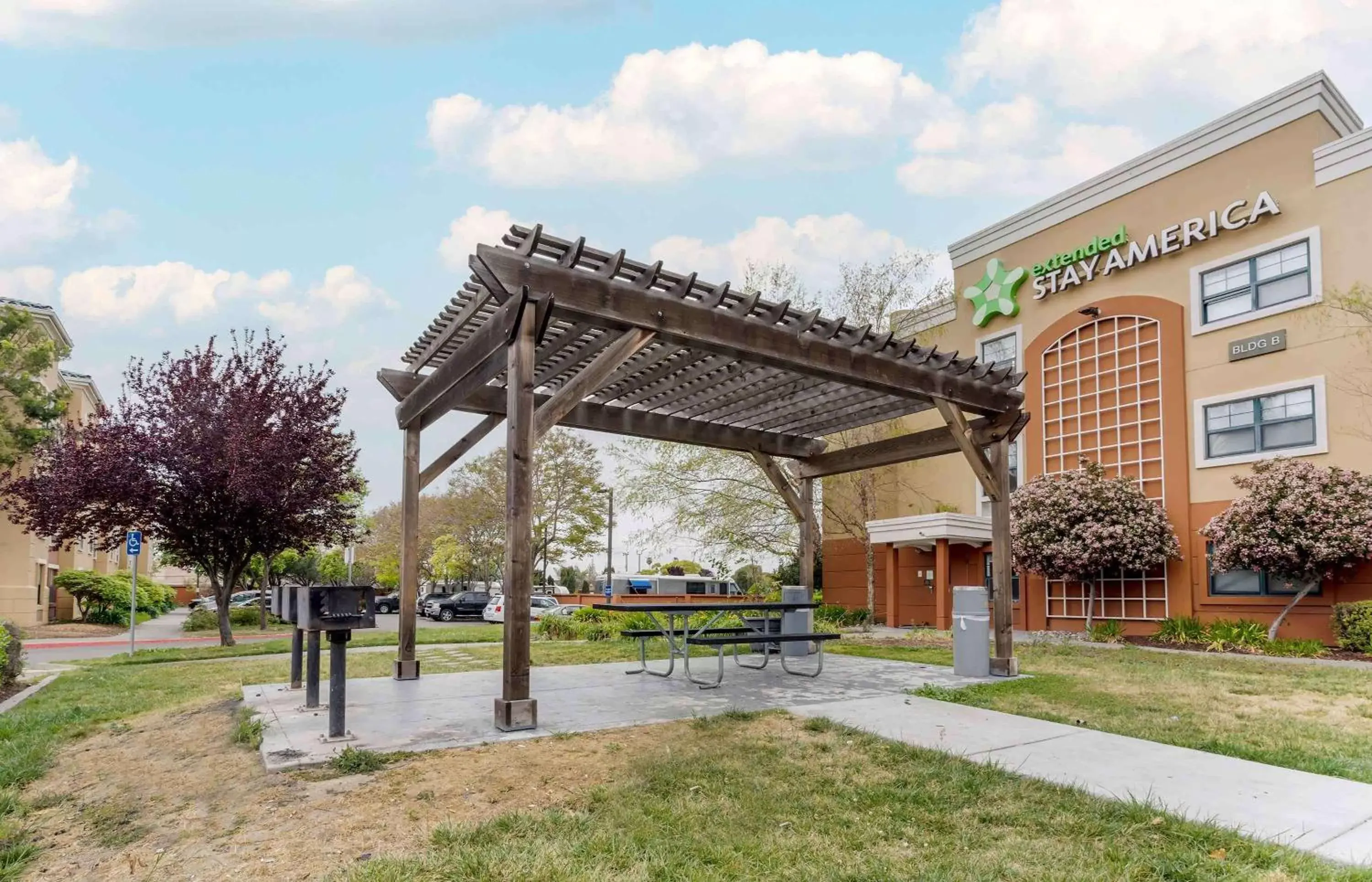 Property Building in Extended Stay America Suites - Fremont - Newark
