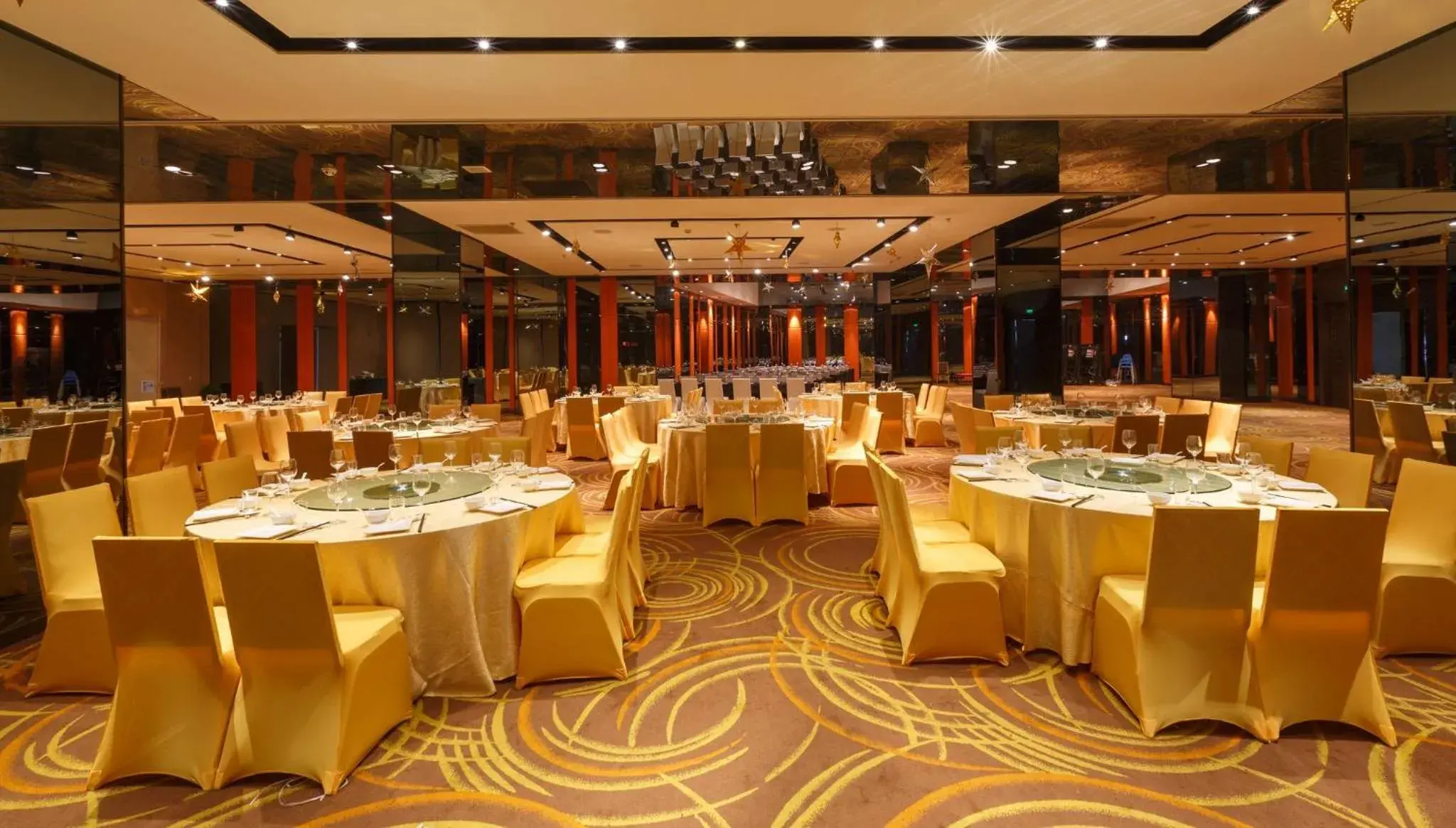 Restaurant/places to eat, Banquet Facilities in Holiday Inn Shanghai Hongqiao West, an IHG Hotel