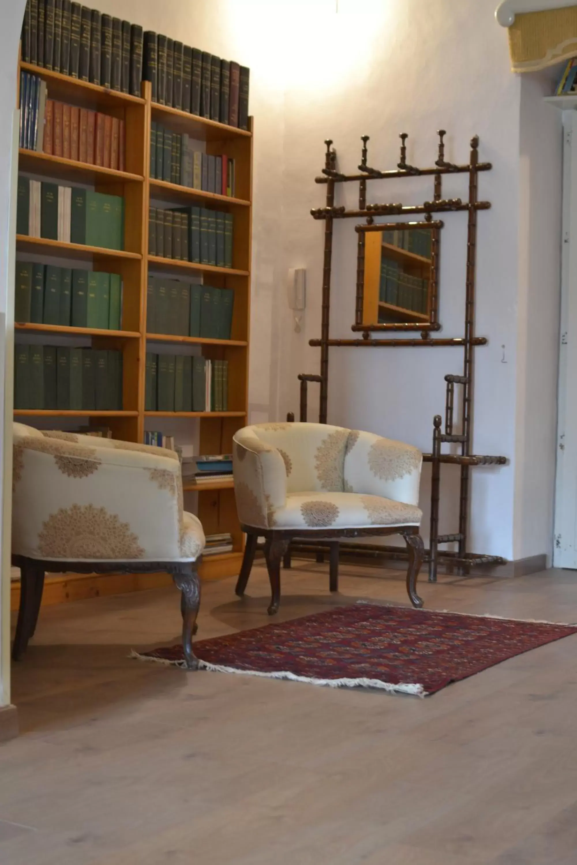 Library, Seating Area in Risveglio Ibleo