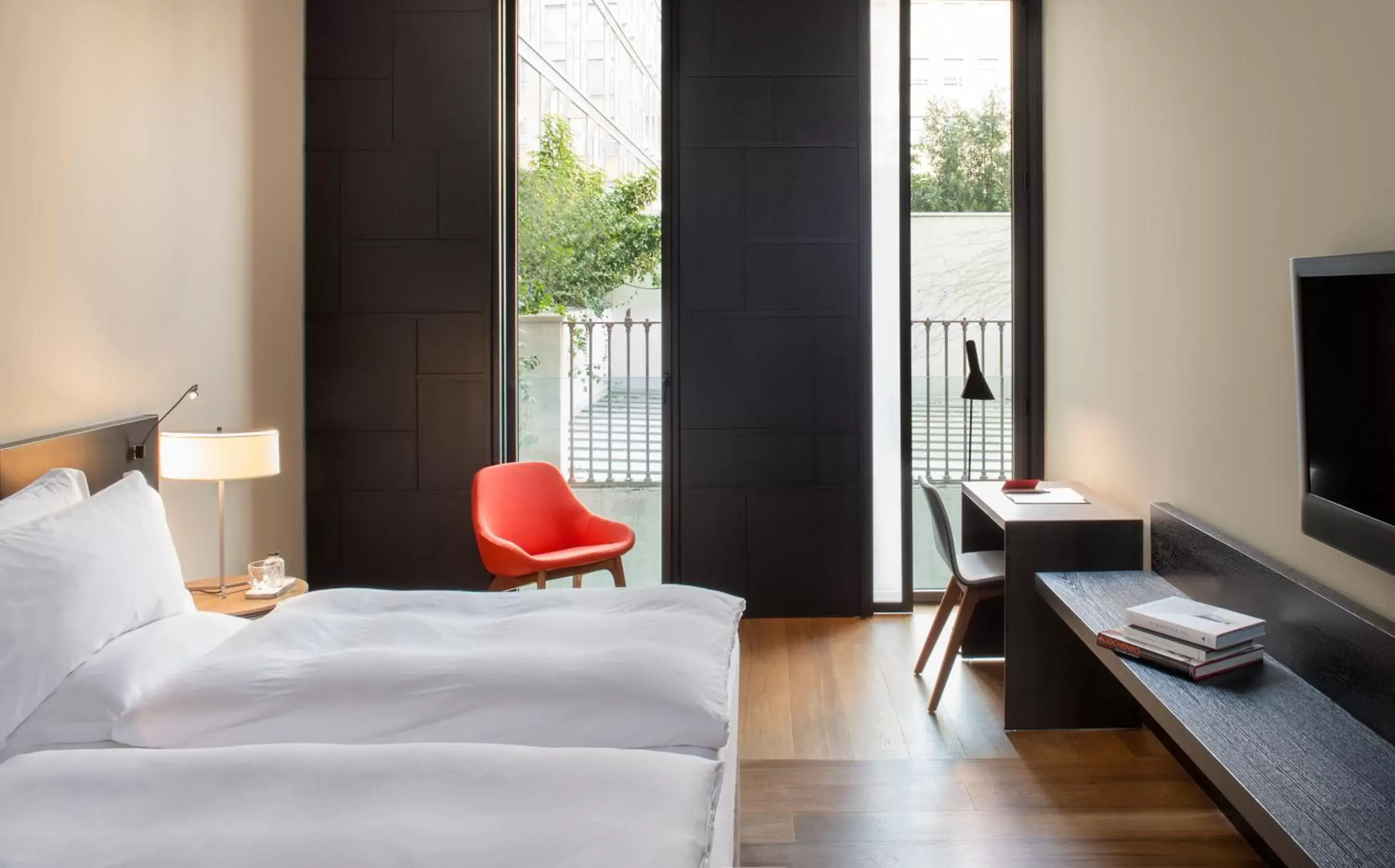 Deluxe Double or Twin Room in Alma Barcelona GL