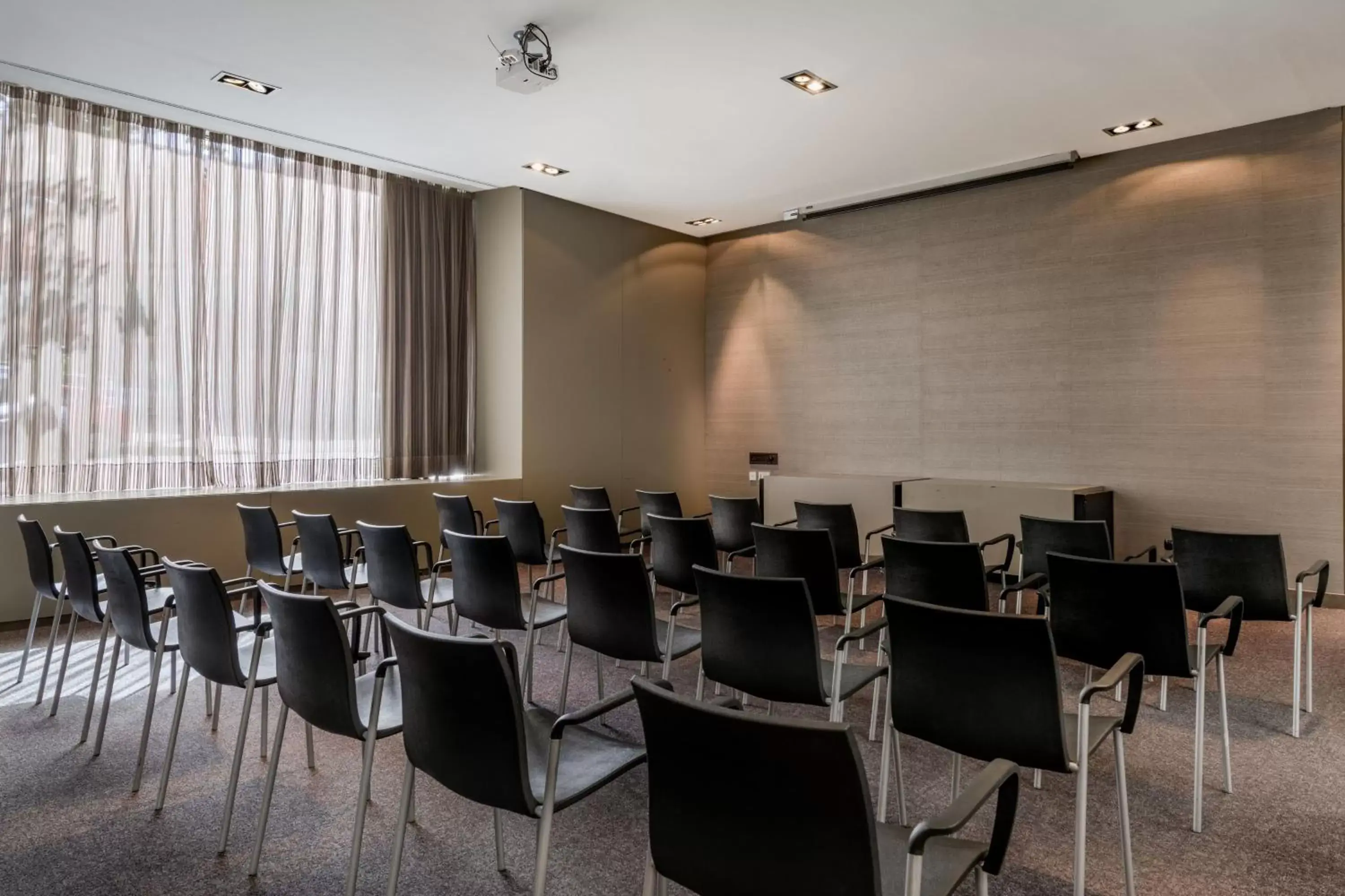 Meeting/conference room in AC Hotel Ciutat de Palma by Marriott