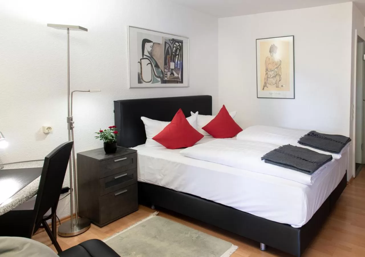 Bed in Hotel Rosenhof GmbH