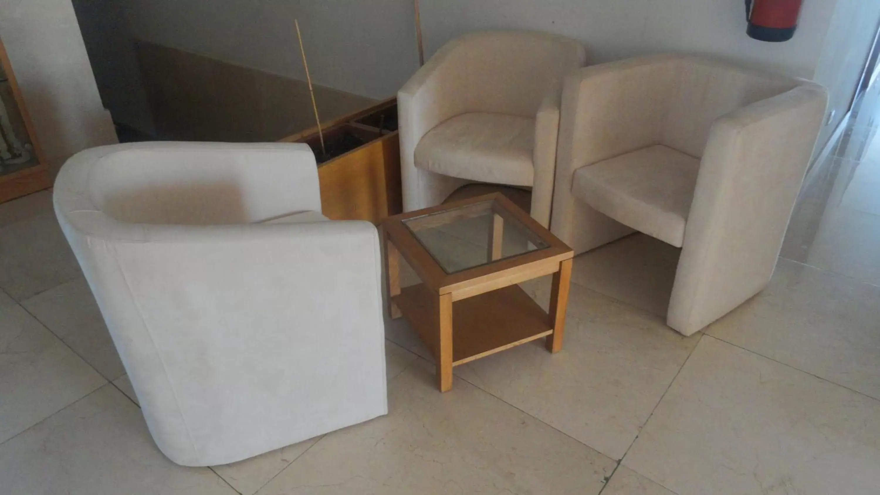 Living room, Seating Area in Hotel O Mirandes