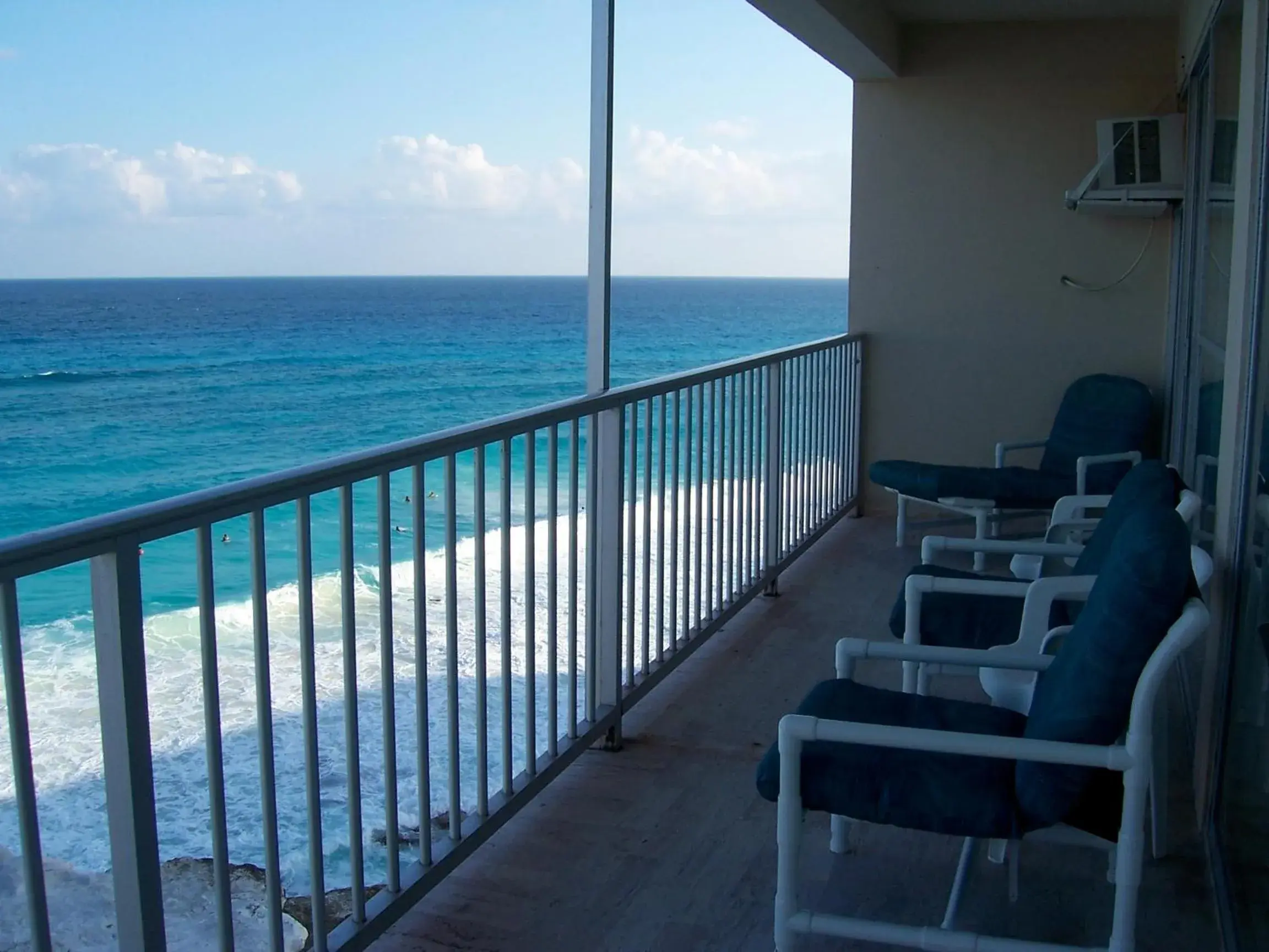 View (from property/room), Balcony/Terrace in Salvia Cancun Aparts