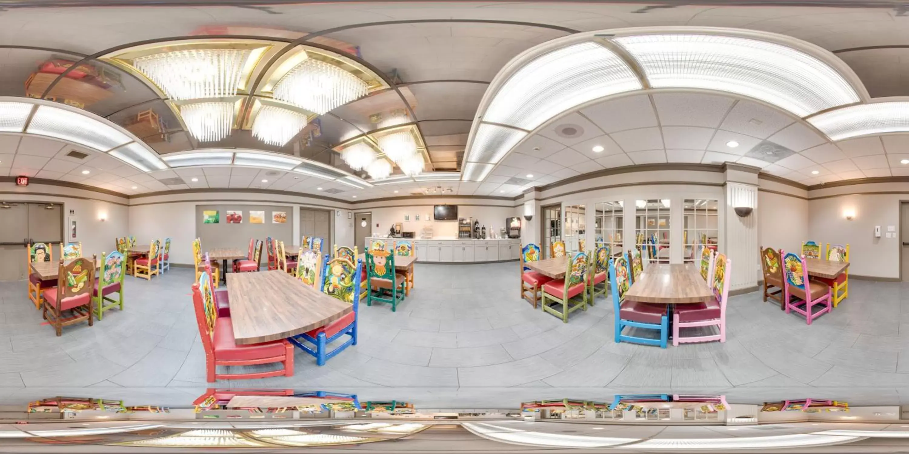 Breakfast in Quality Inn & Suites York East Breakfast in Quality Inn & Suites York East