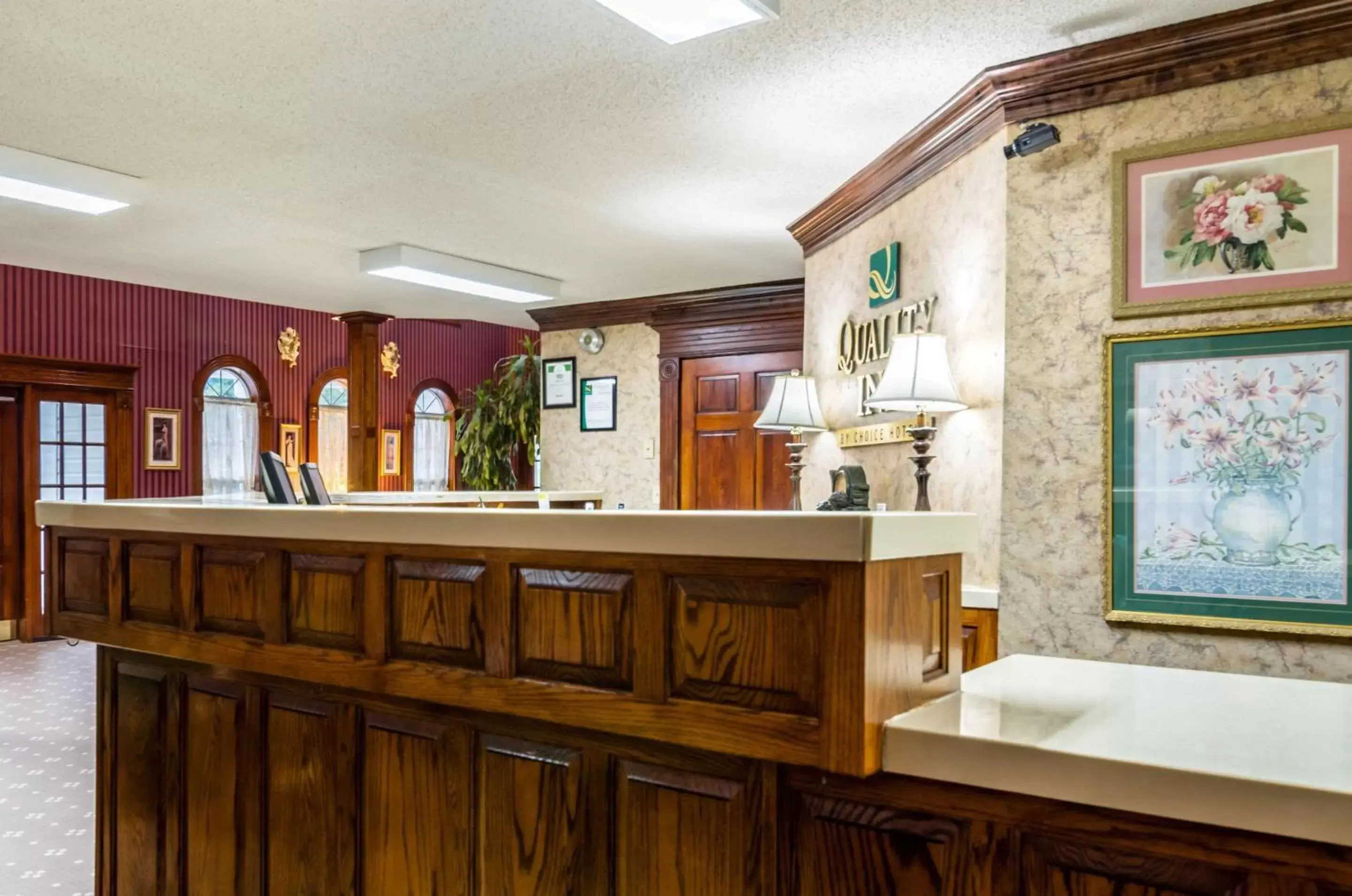 Lobby or reception, Lounge/Bar in Quality Inn Eureka Springs South
