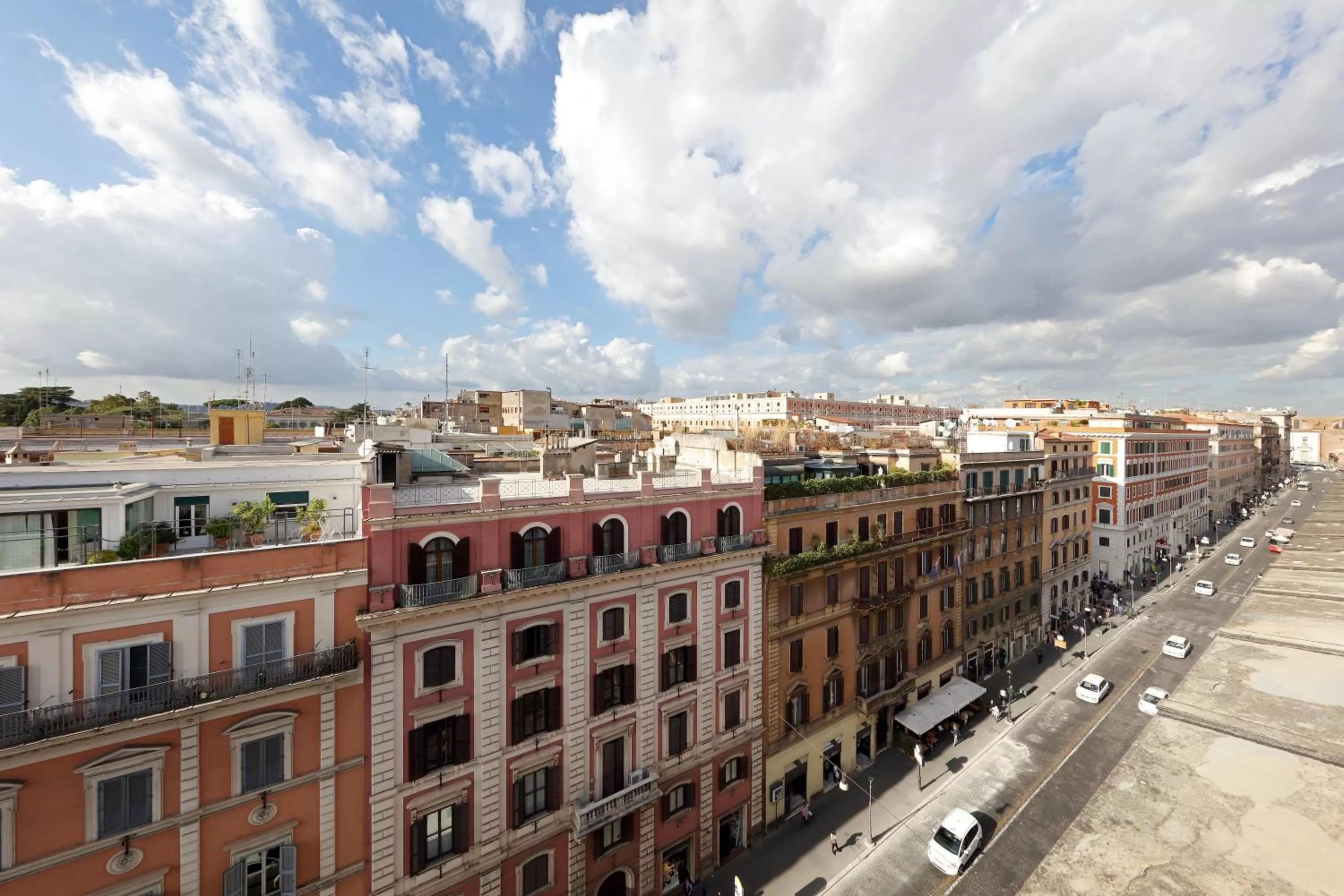 Street view in Exe International Palace