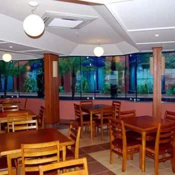 Restaurant/places to eat in Hotel Santamaria