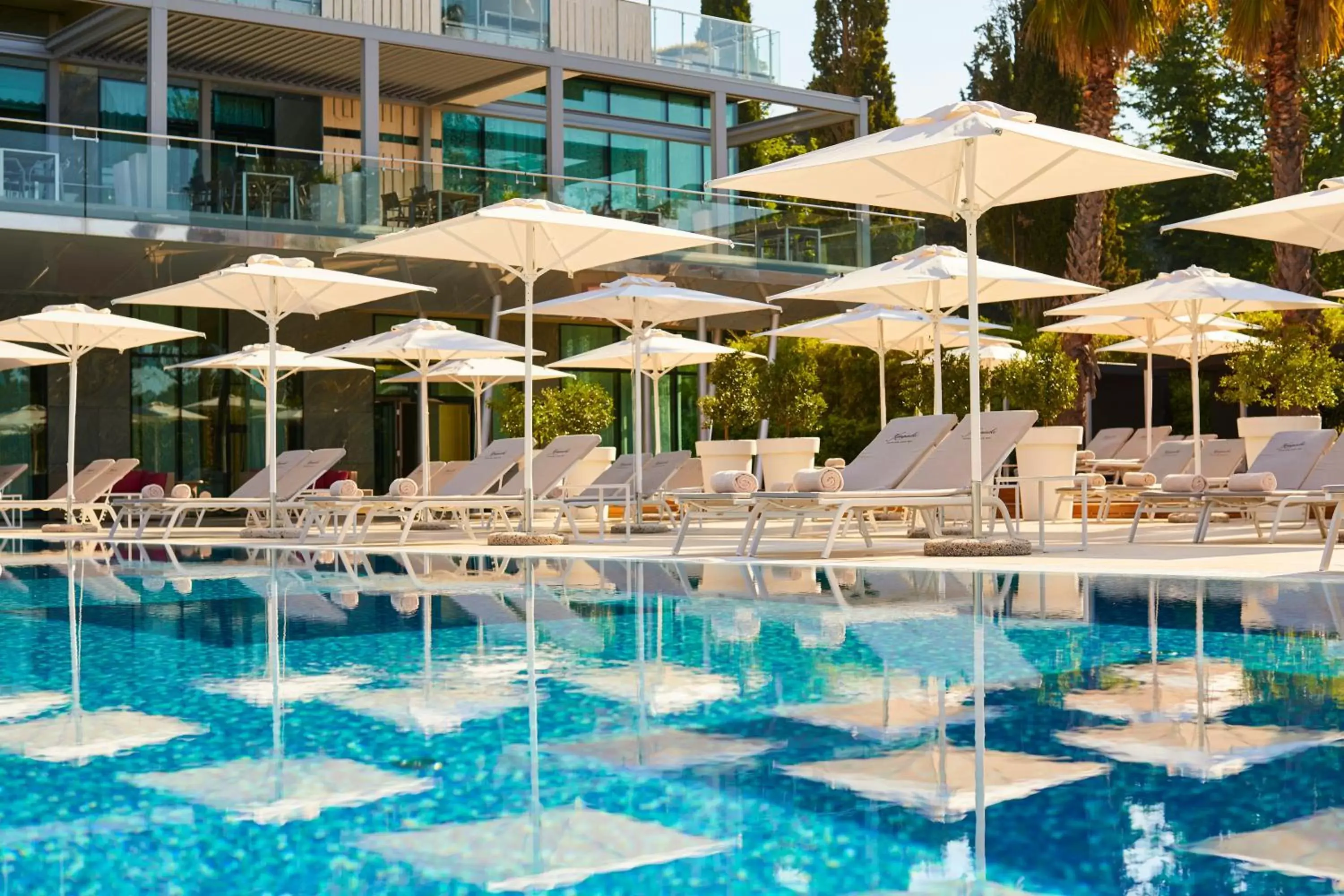 Swimming Pool in Hotel Kempinski Palace Portorož