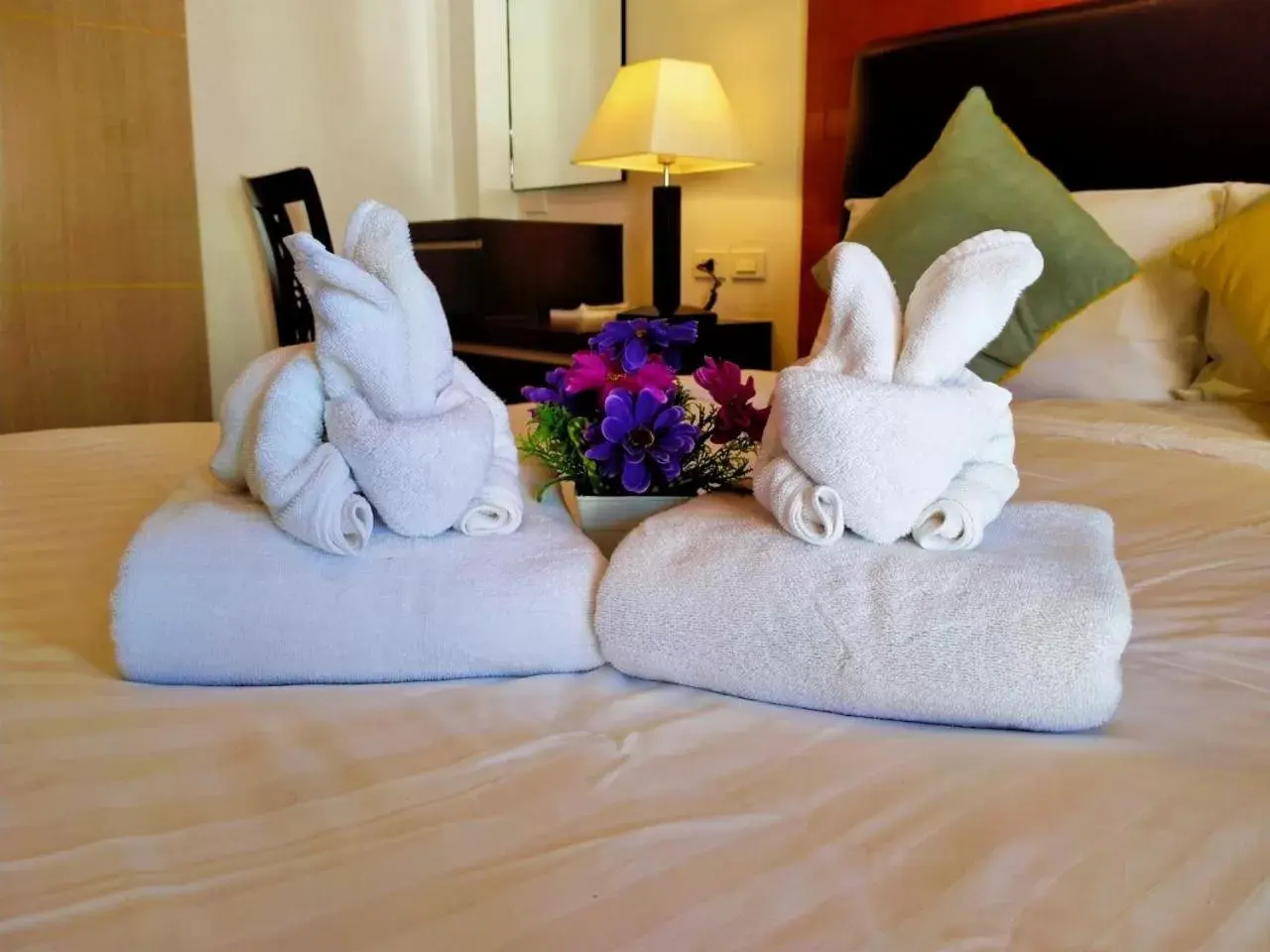 Bed in Hotel De Nara-SHA Extra Plus