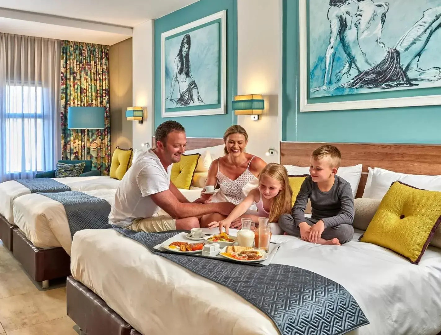 Deluxe Family Room in Peermont Metcourt at Emperors Palace Deluxe Family Room in Peermont Metcourt at Emperors Palace