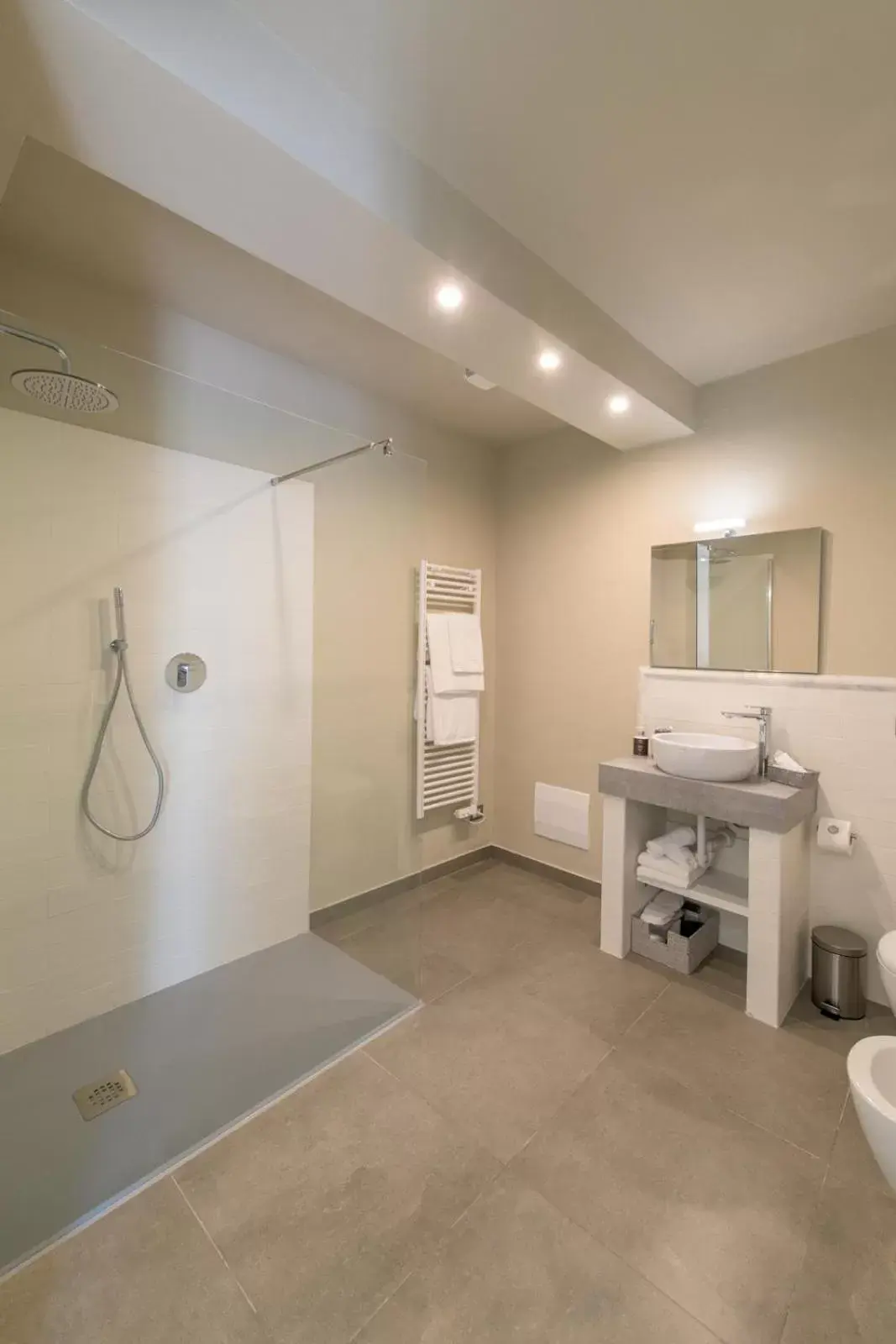 Shower, Bathroom in Palazzo Sertorio Suites