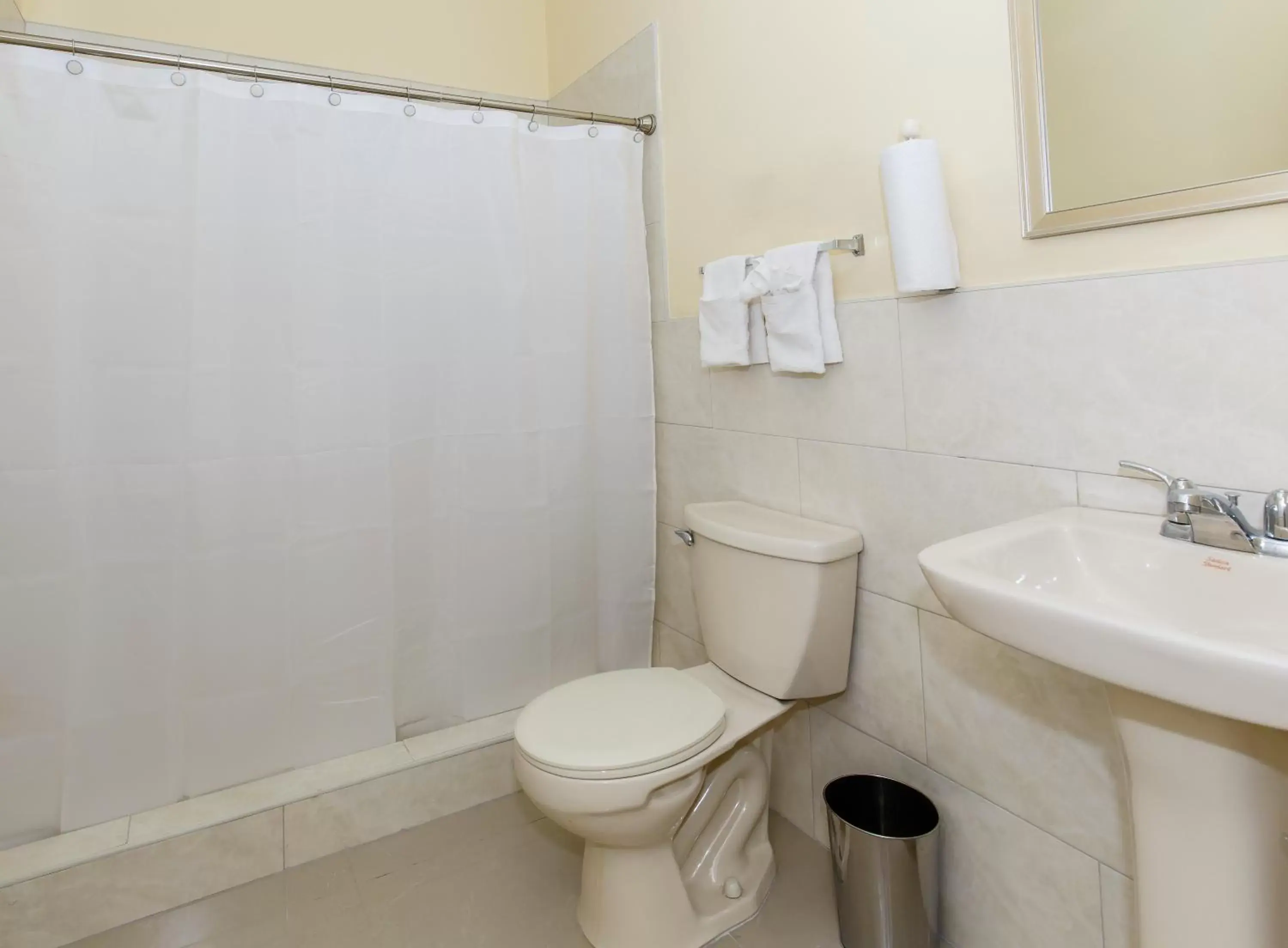 Bathroom in Jasmine Inn