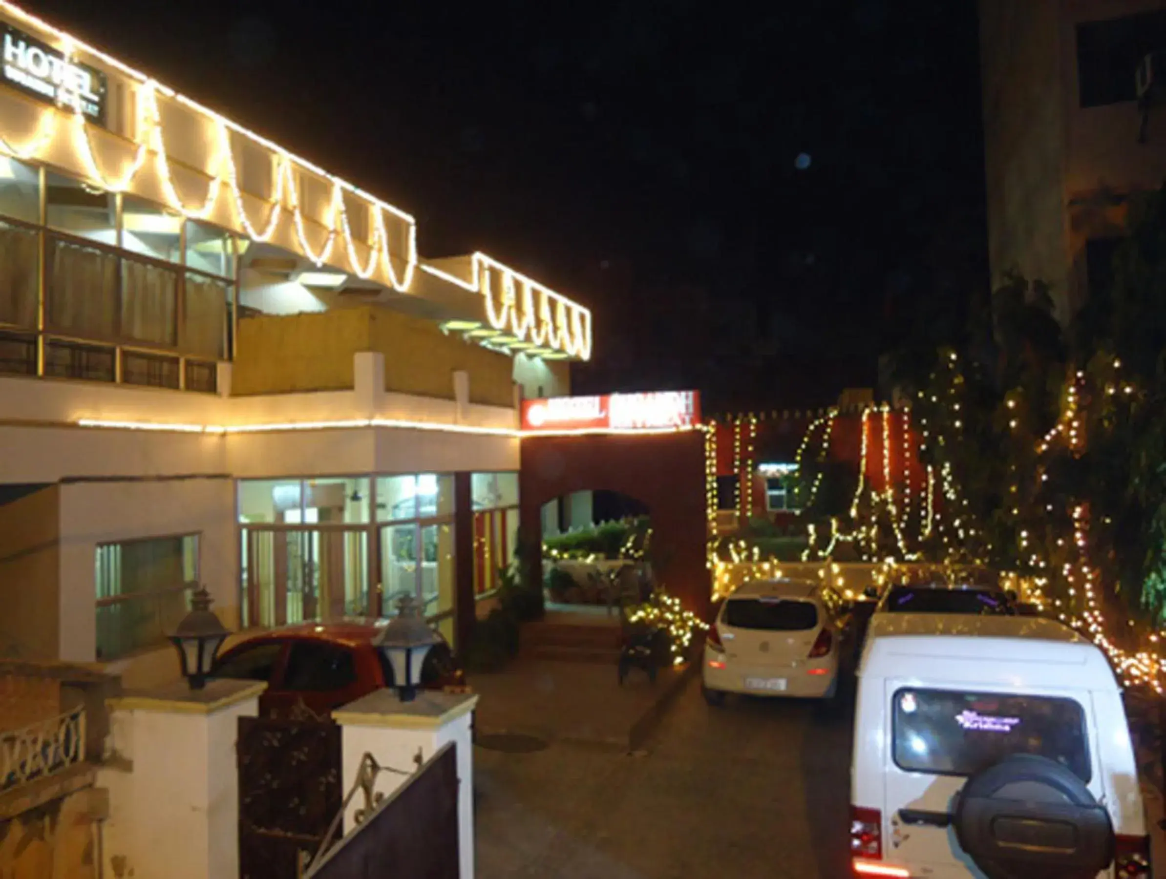 Property building in Hotel Sugandh Retreat