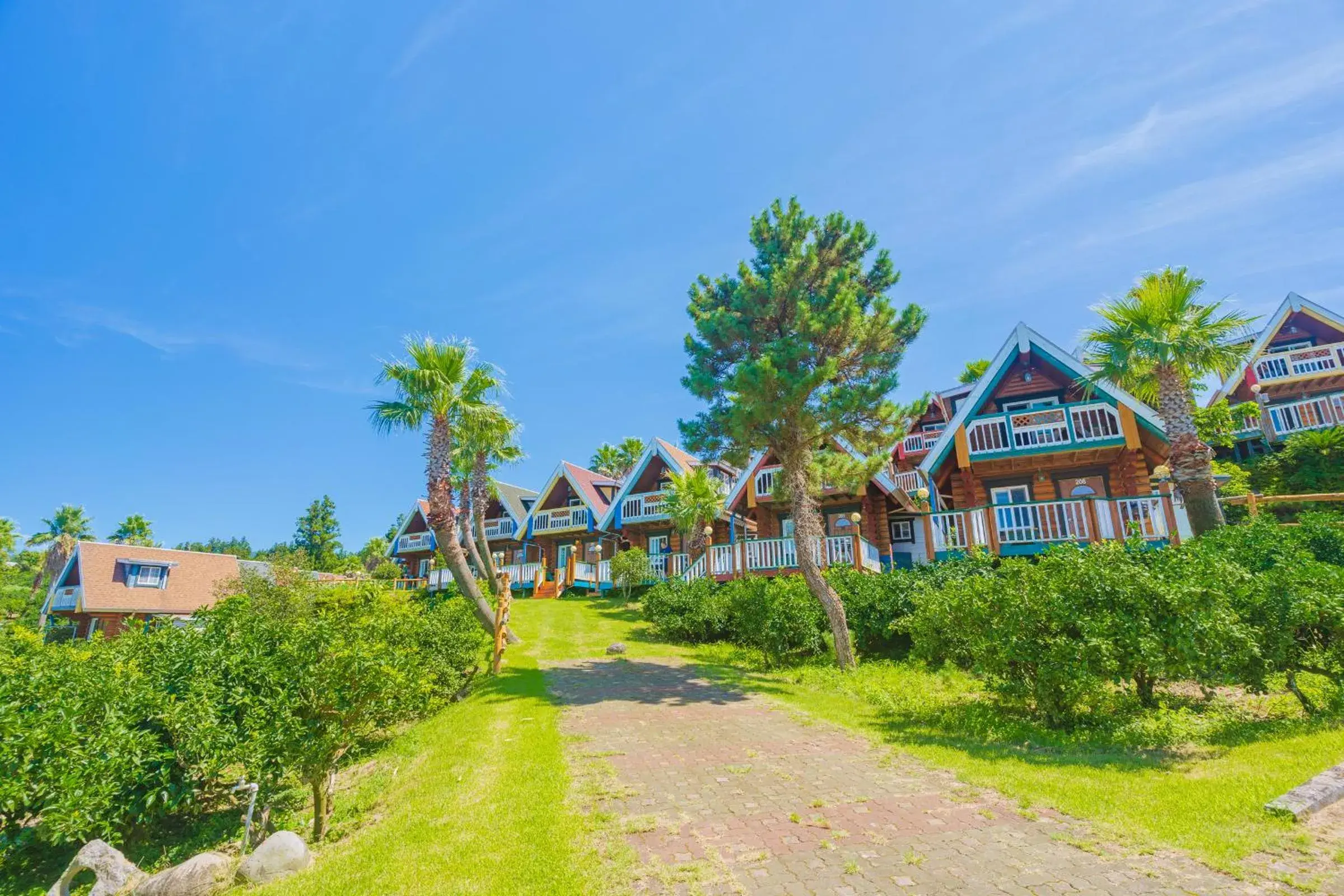 Property building in Jungmun Log Pension & Resort Property building in Jungmun Log Pension & Resort