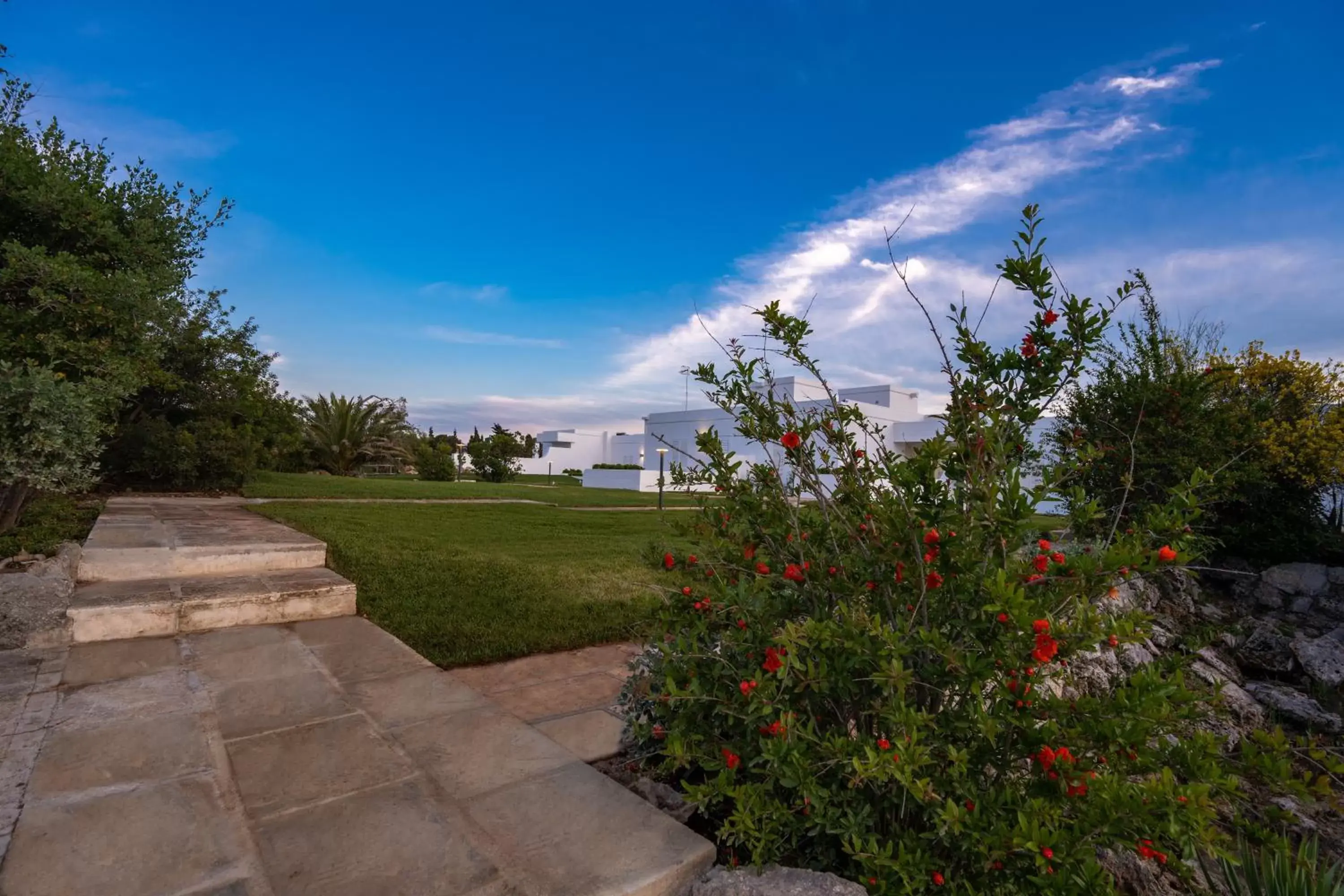 Garden in Grotta Palazzese Beach Hotel