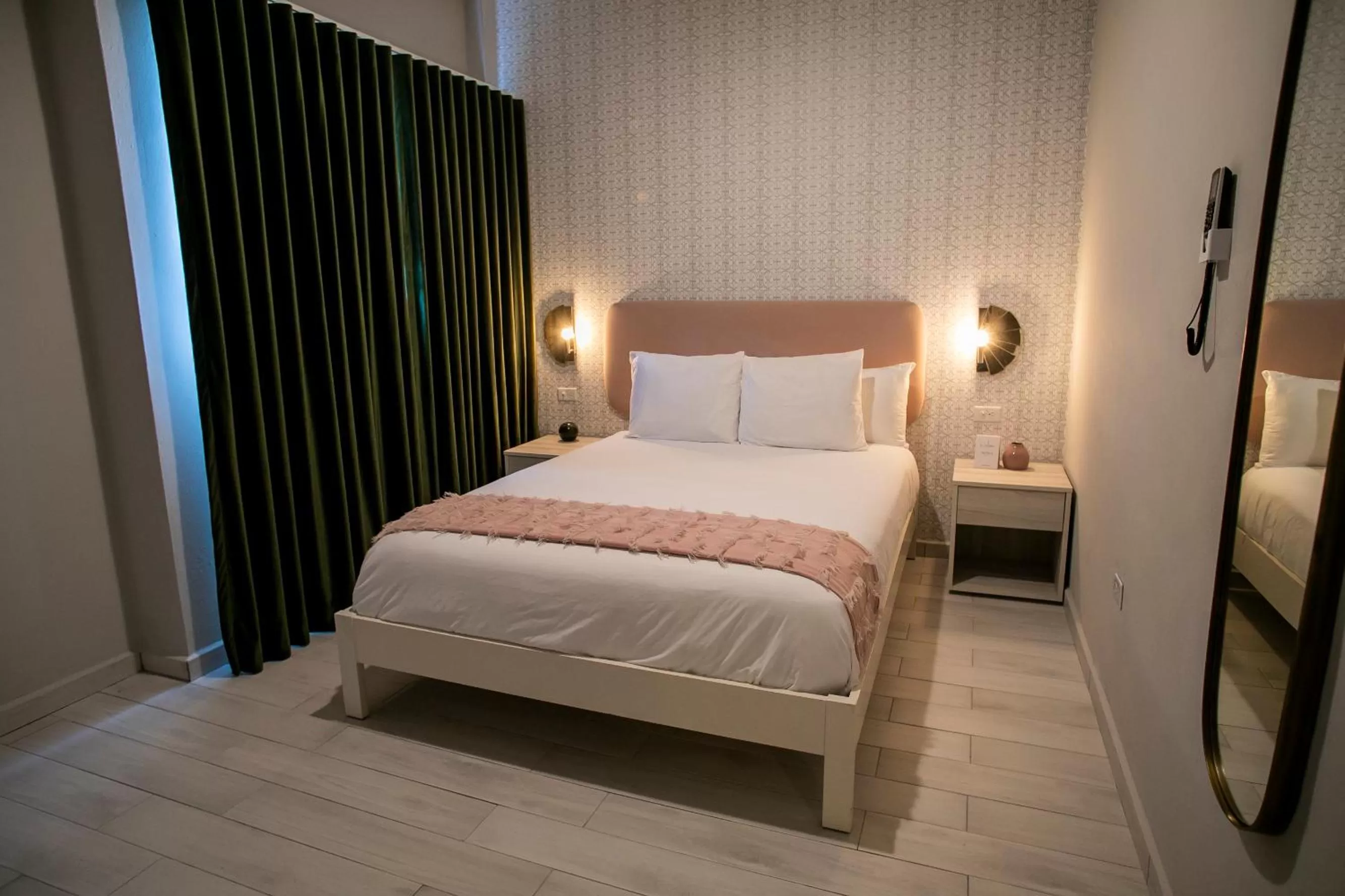 Bed in Trópica Beach Hotel