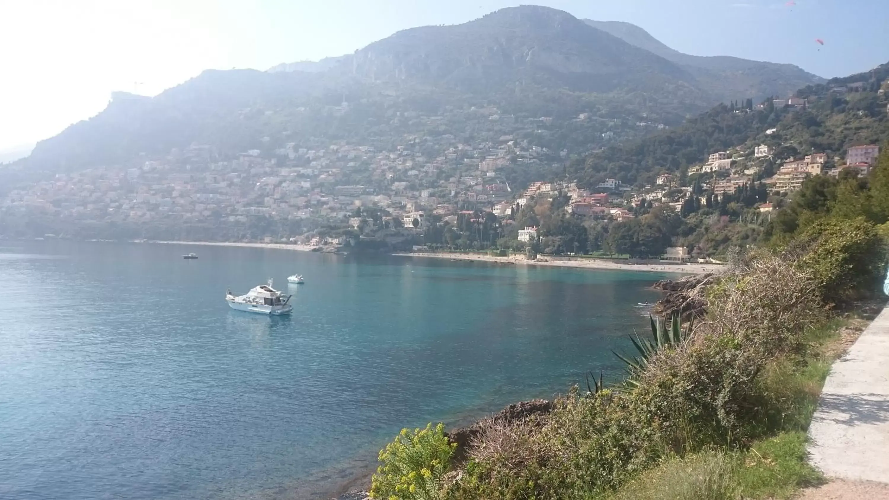 Beach, Mountain View in Hôtel Alexandra