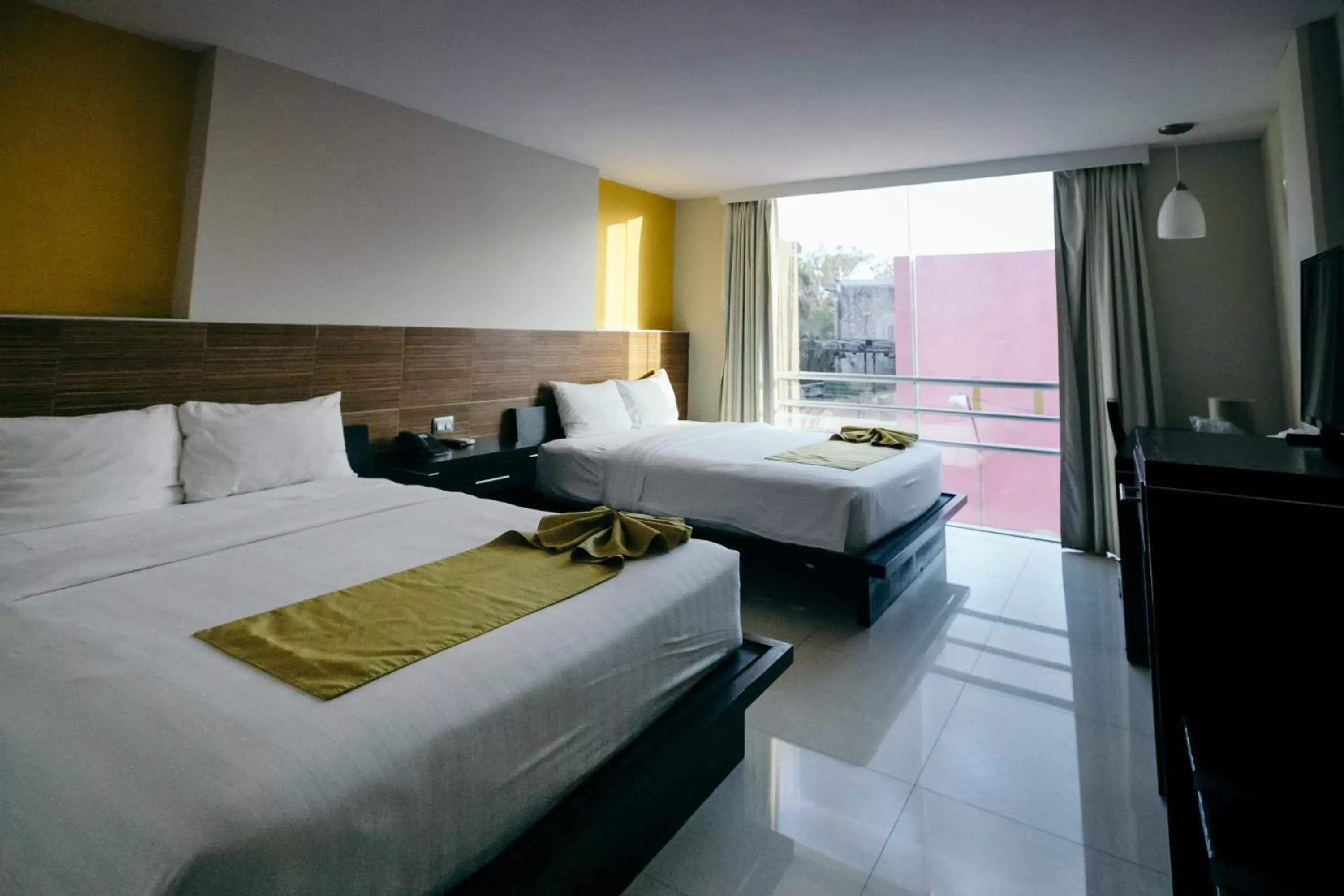 Bed in Hotel El Español Paseo de Montejo