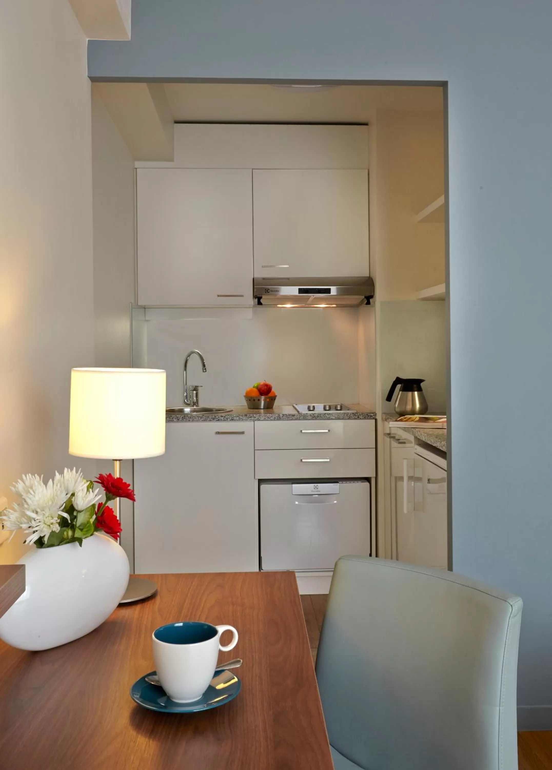 Kitchen or kitchenette in Citadines Place d'Italie Paris