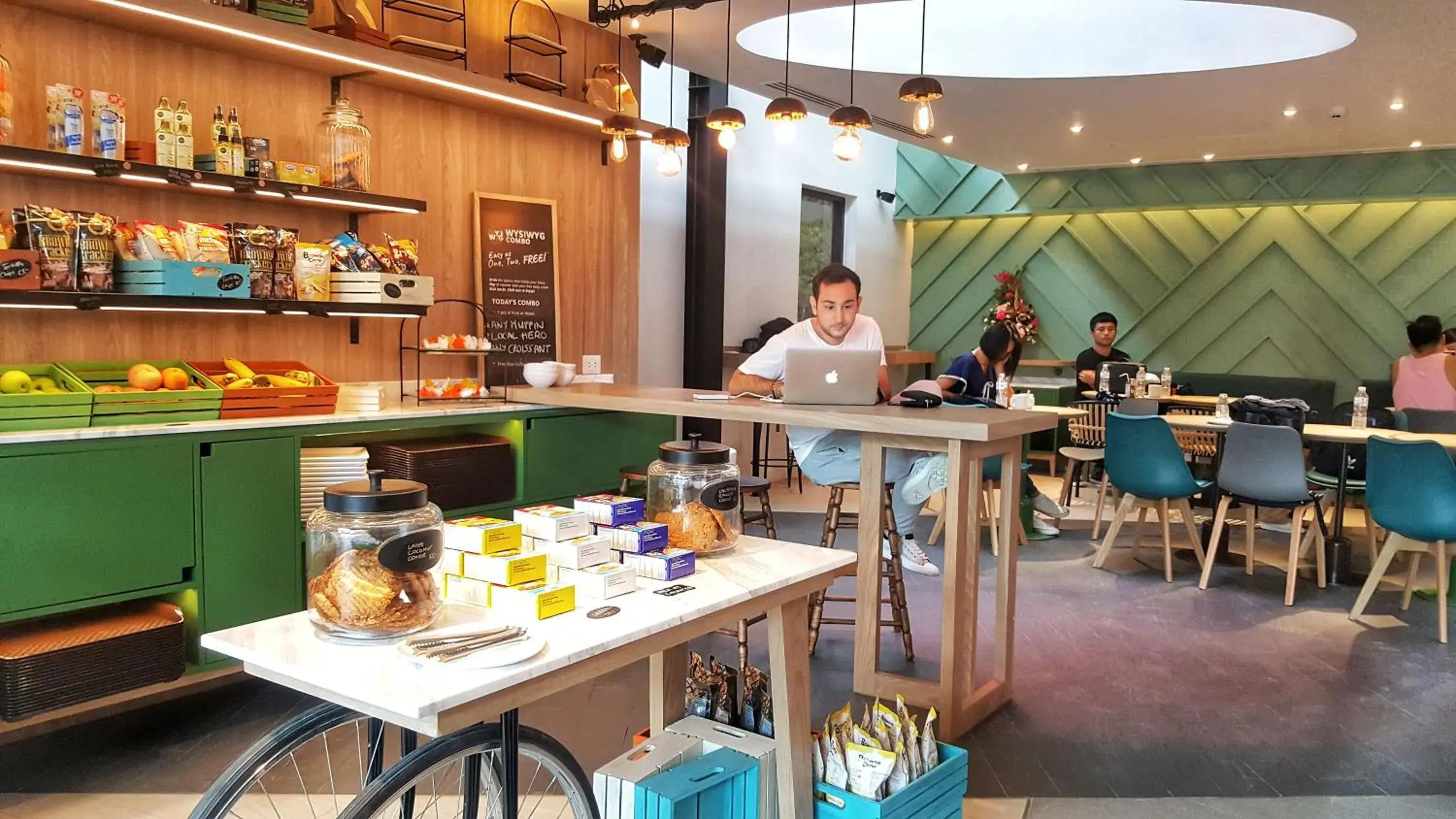 Restaurant/places to eat in COSI Samui Chaweng Beach - SHA Plus Restaurant/places to eat in COSI Samui Chaweng Beach - SHA Plus