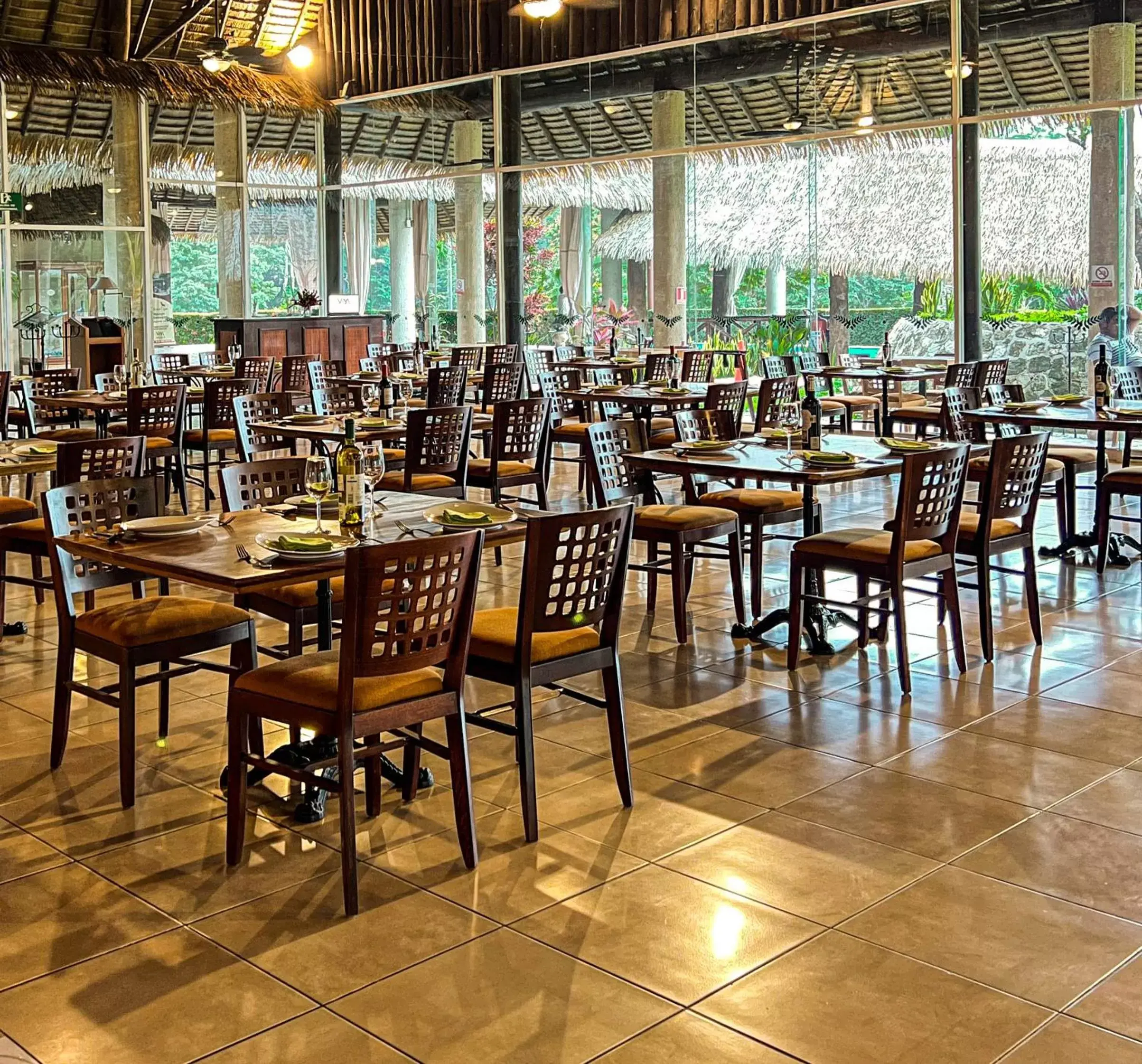 Restaurant/Places to Eat in Hotel Villa Mercedes Palenque